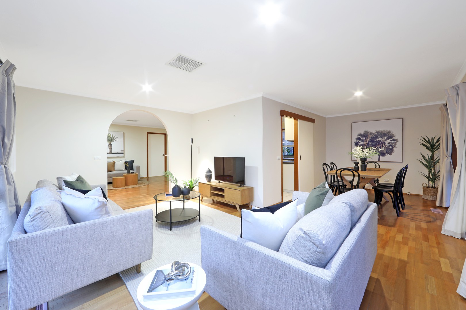 22 Valleyview DriveRowville, VIC 3178, Rowville - Thumbnail 2