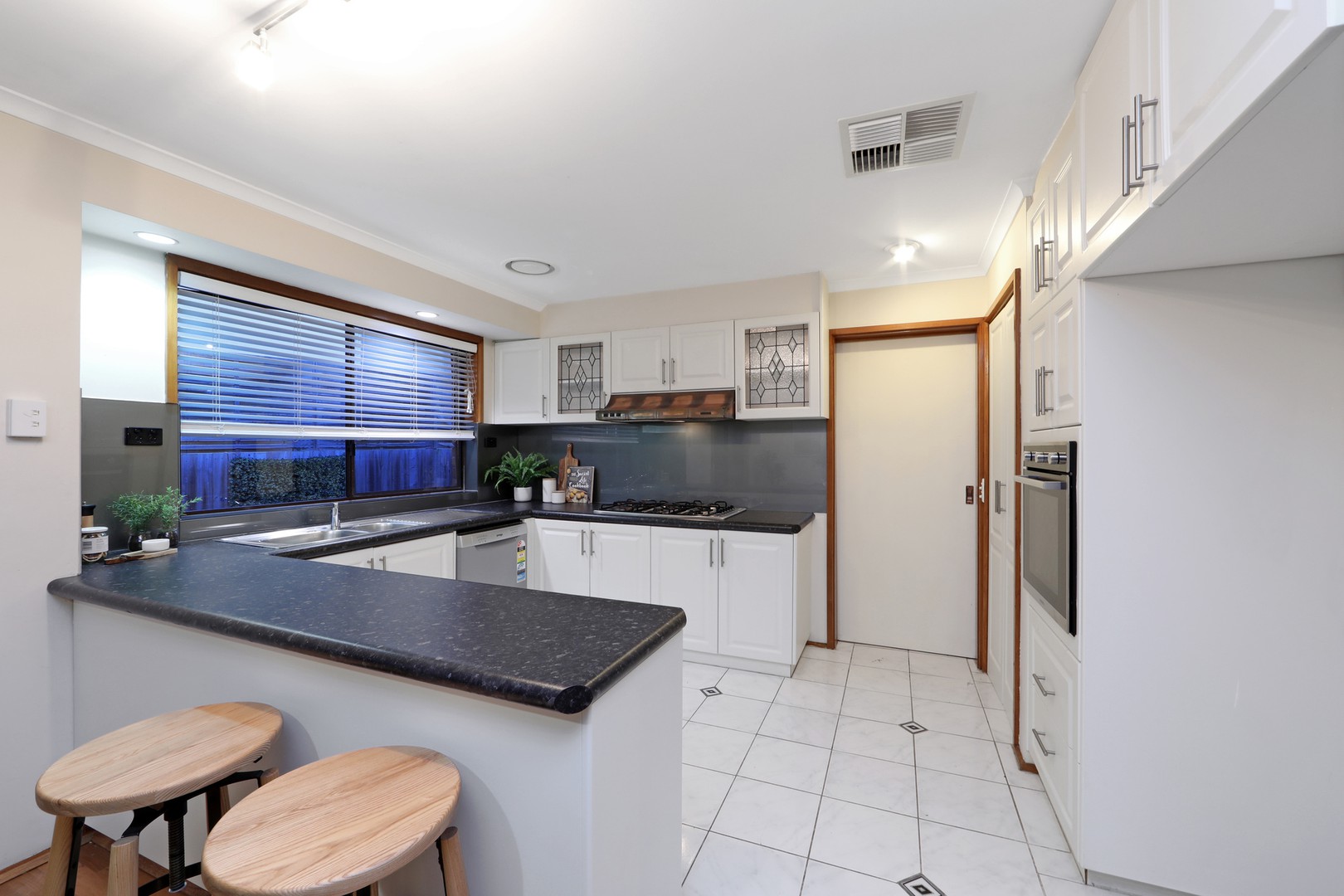 22 Valleyview DriveRowville, VIC 3178, Rowville - Thumbnail 7