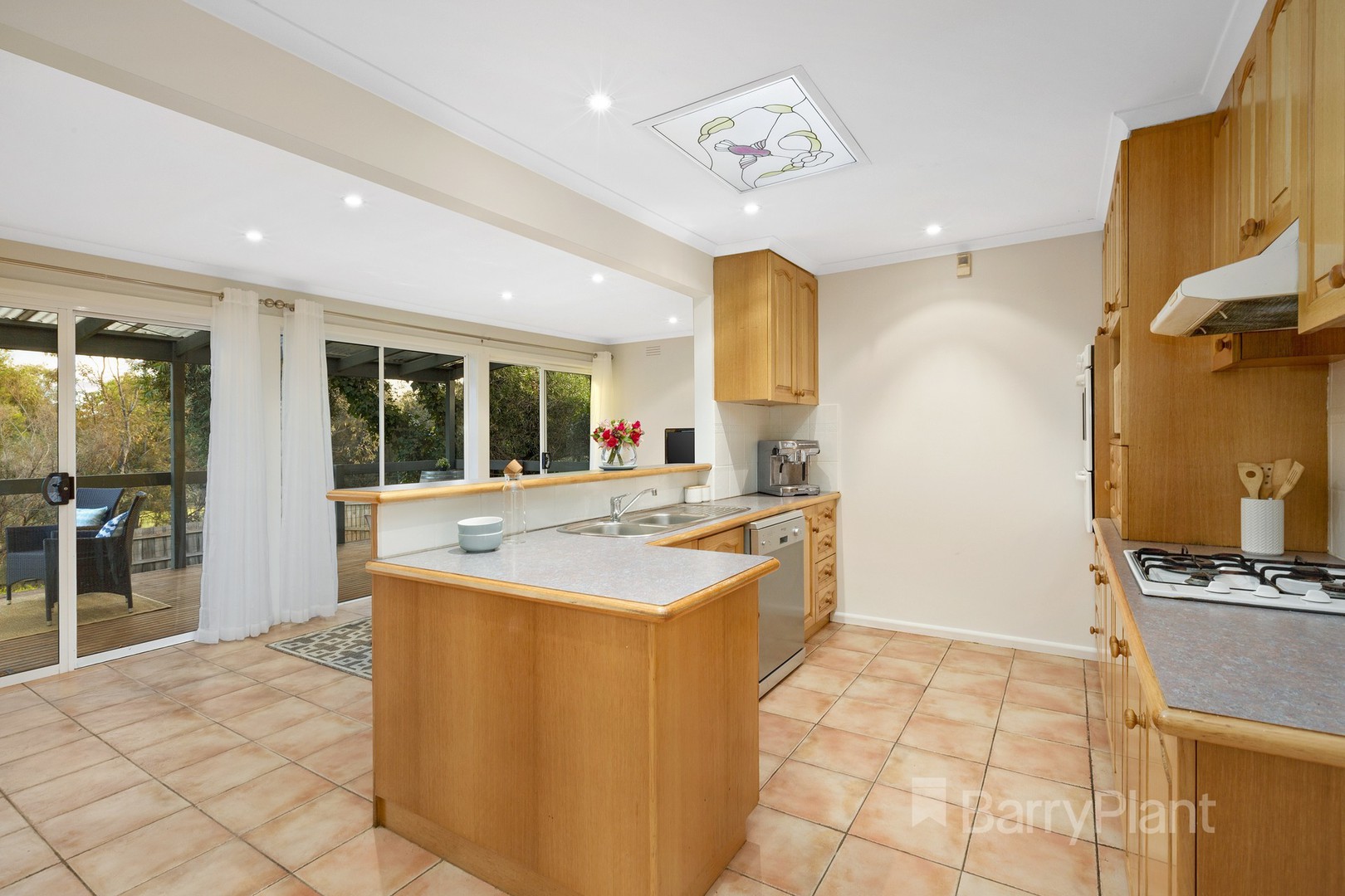 28 Moreton CrescentBundoora, VIC 3083, Bundoora - Thumbnail 4