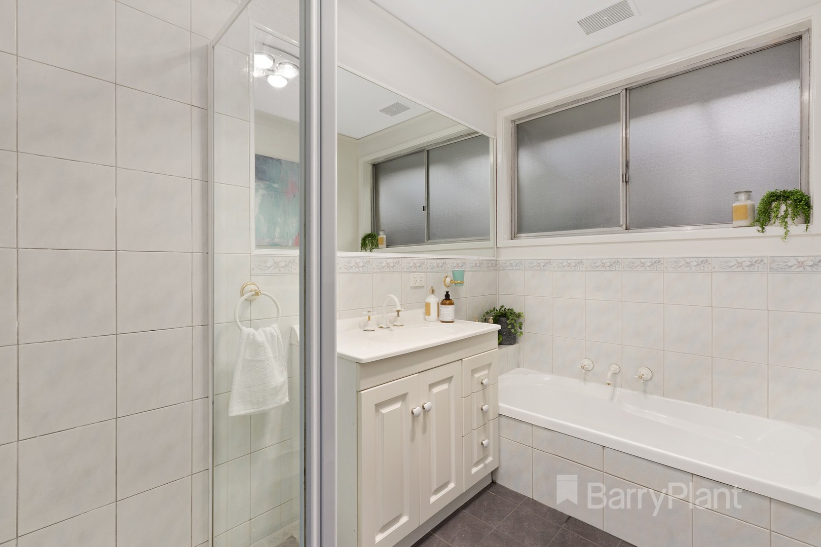 28 Moreton CrescentBundoora, VIC 3083, Bundoora - Thumbnail 7