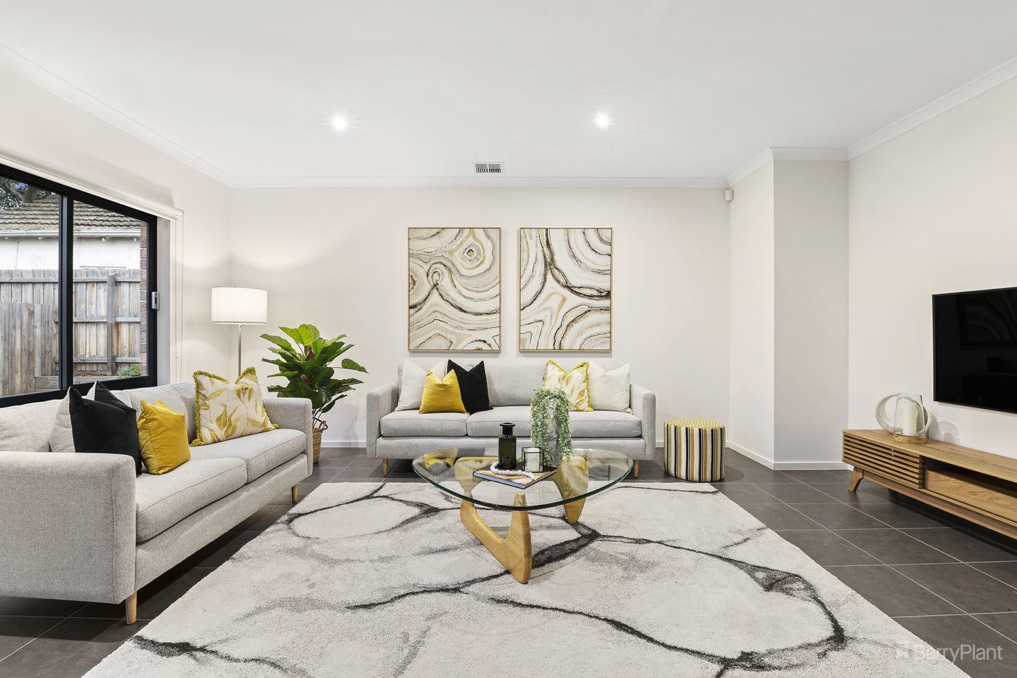 1/8 Ruda Street, Doncaster, VIC 3108, Doncaster - Thumbnail 2