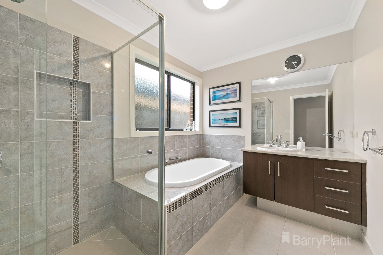 6 Retreat AvenueCranbourne North, VIC 3977, Cranbourne North - Thumbnail 7