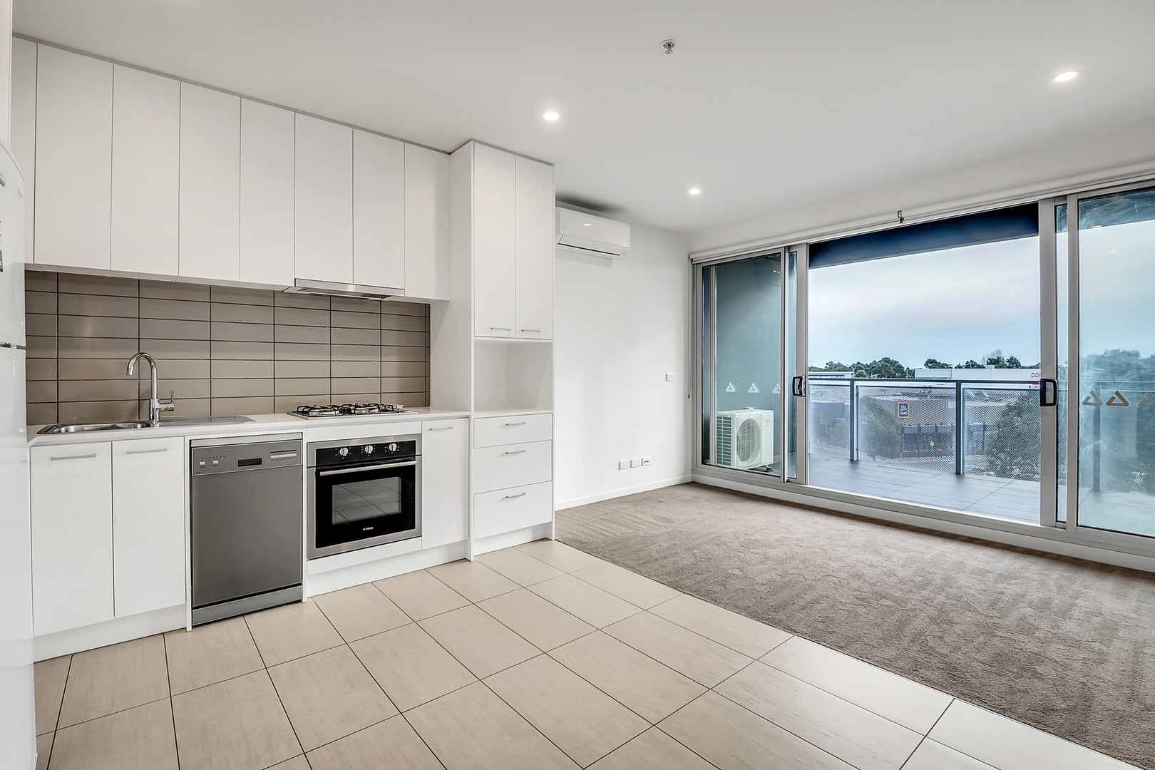 415/64-66 Sahi CrescentRoxburgh Park, VIC 3064, Roxburgh Park - Thumbnail 4