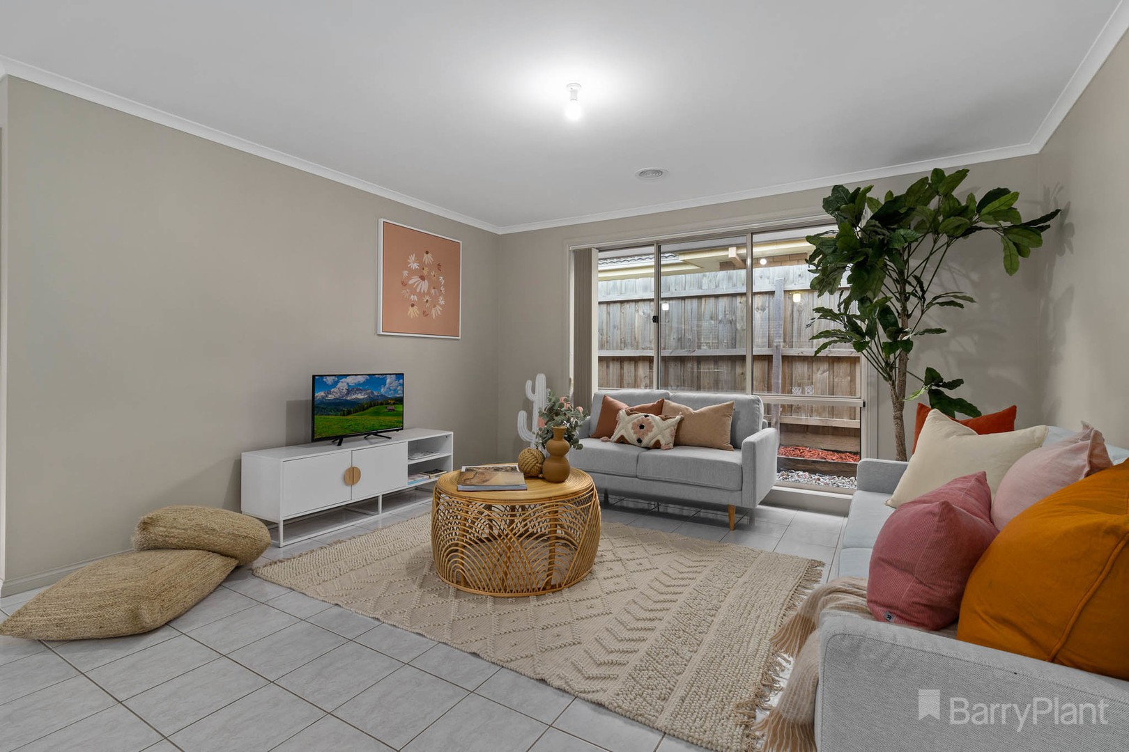 9 Margie SquareNarre Warren South, VIC 3805, Narre Warren South - Thumbnail 5