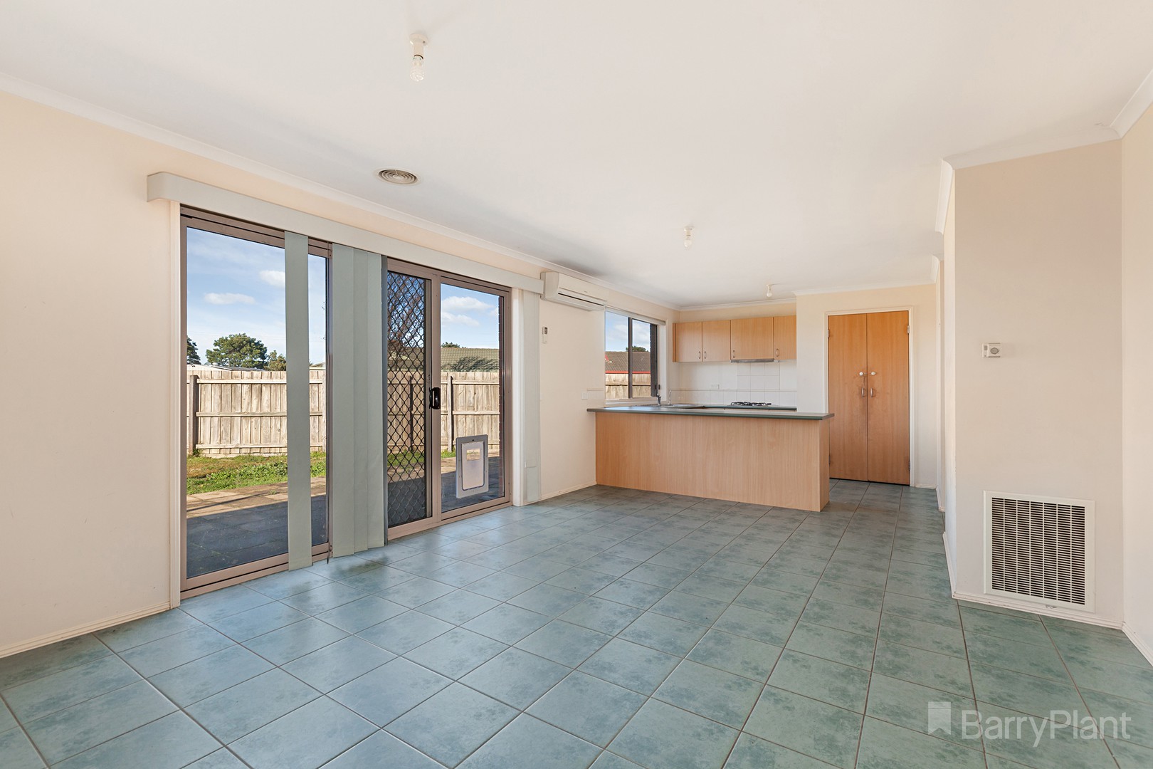 14 MacDonald CloseWallan, VIC 3756, Wallan - Thumbnail 3