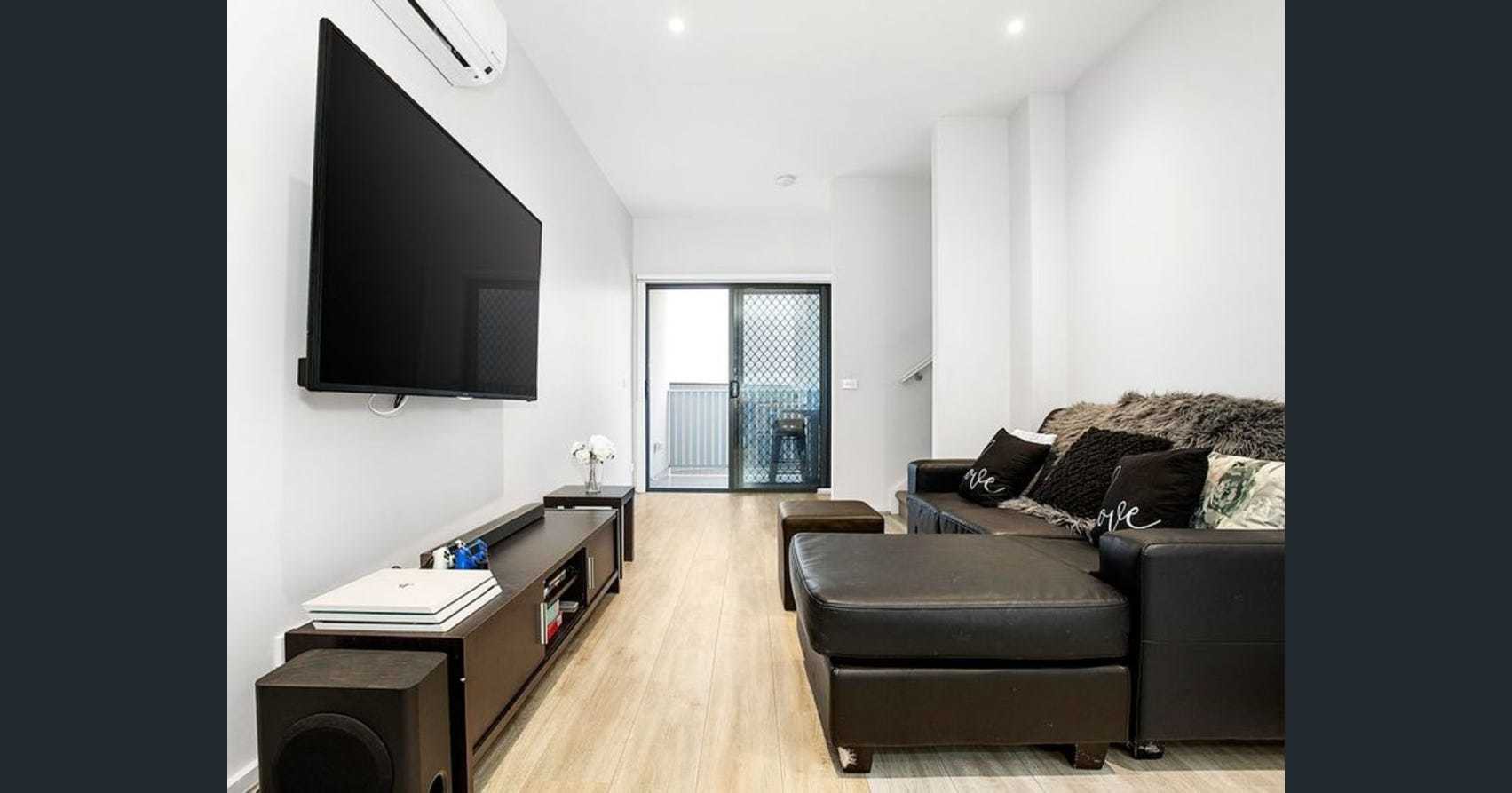 12/11 Troward Harvey WayCraigieburn, VIC 3064, Craigieburn - Thumbnail 3