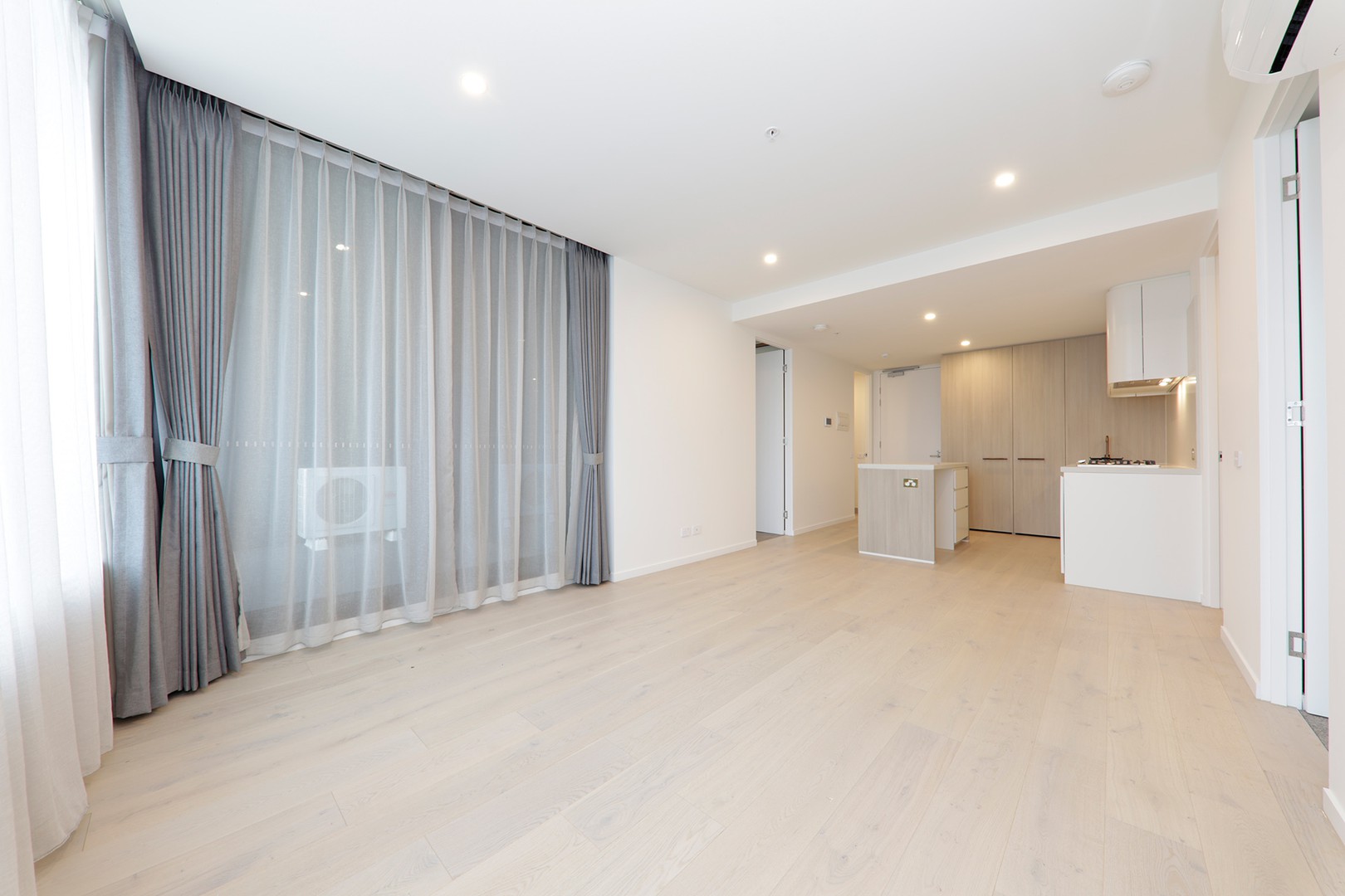 811B/23 O'Sullivan Road, Glen Waverley, VIC 3150 - Thumbnail 2 - 23/06/2021