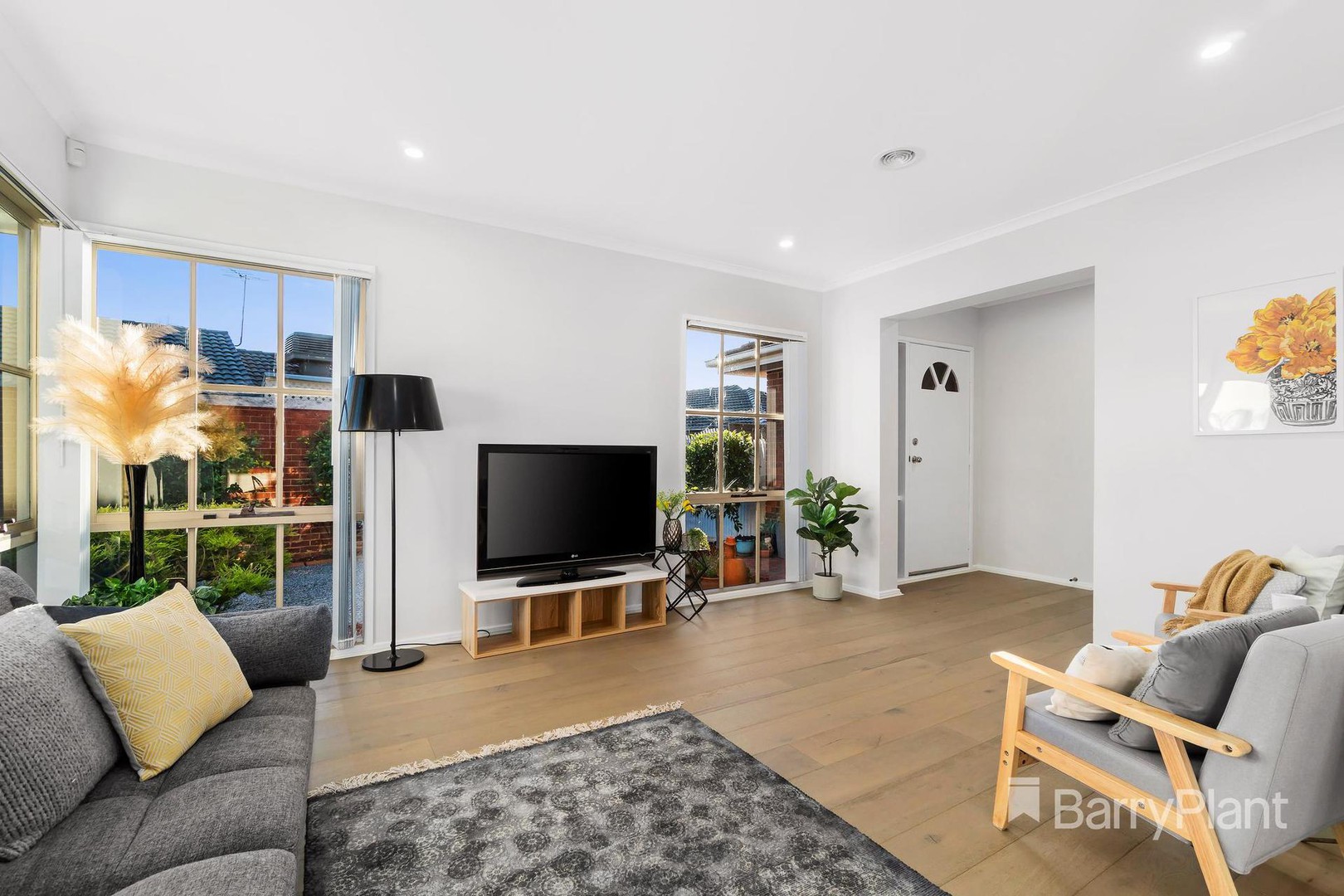 11 Woolnough DriveMill Park, VIC 3082, Mill Park - Thumbnail 2