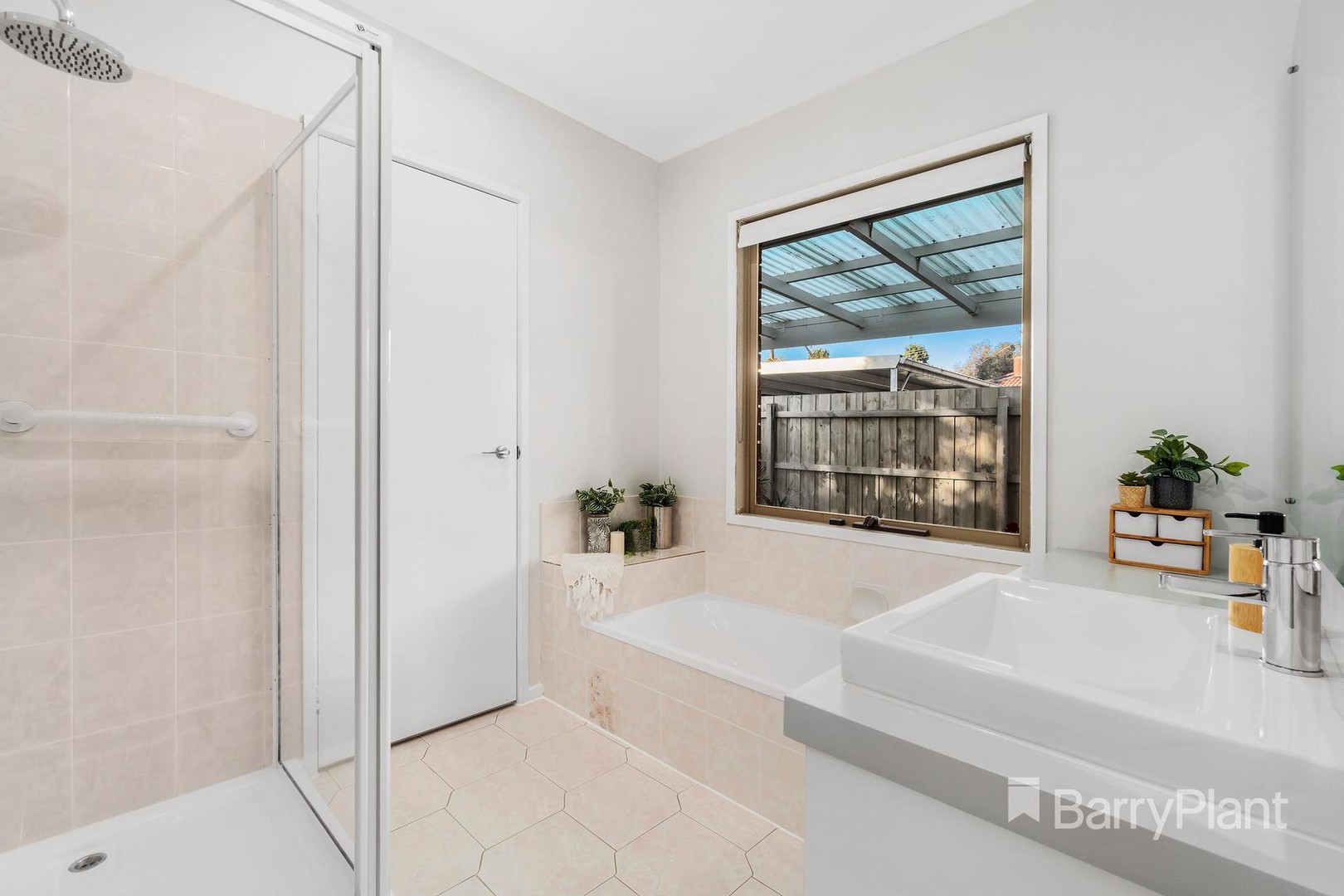 11 Woolnough DriveMill Park, VIC 3082, Mill Park - Thumbnail 6