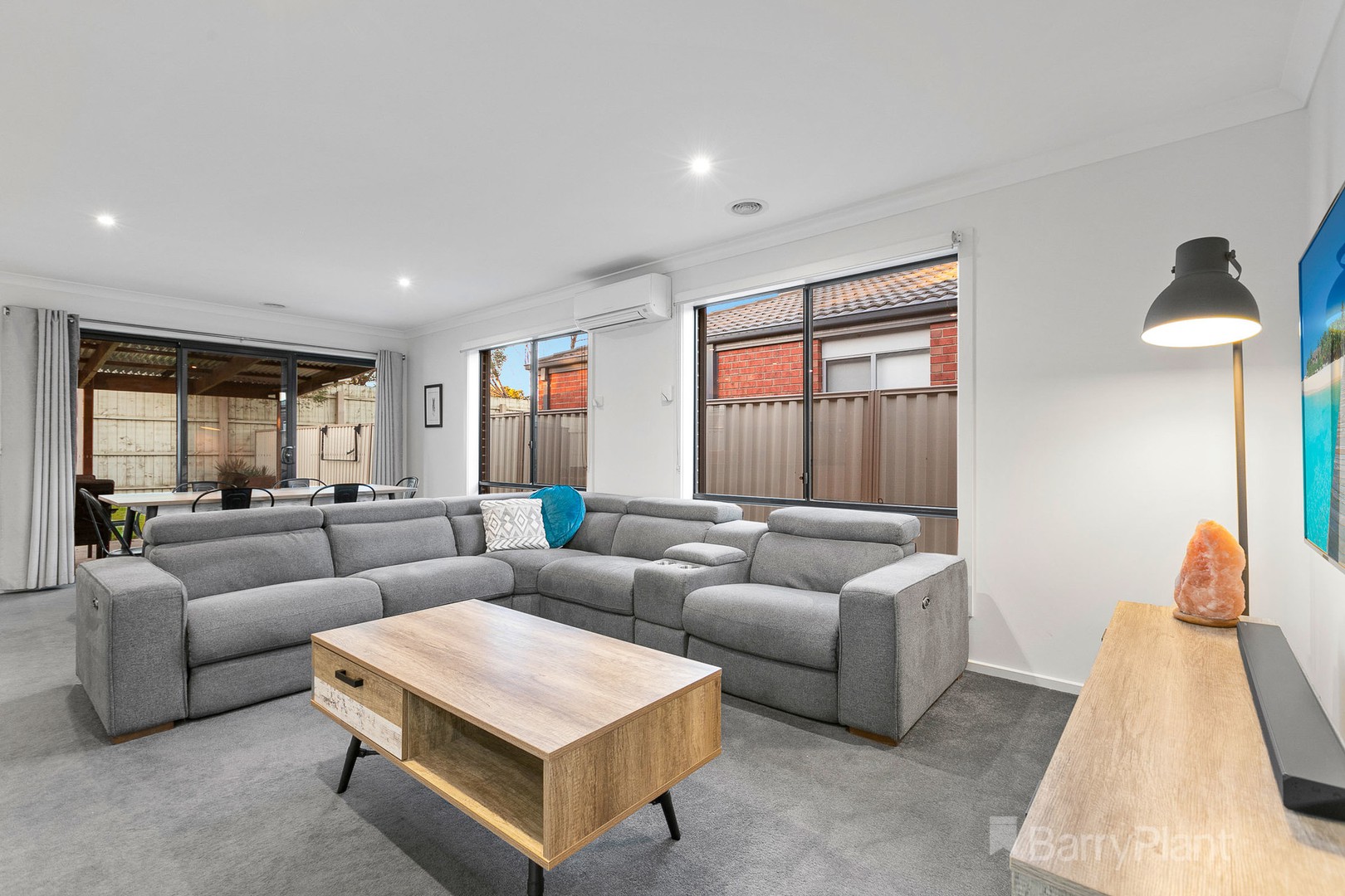 45 Willowtree DrivePakenham, VIC 3810, Pakenham - Thumbnail 2
