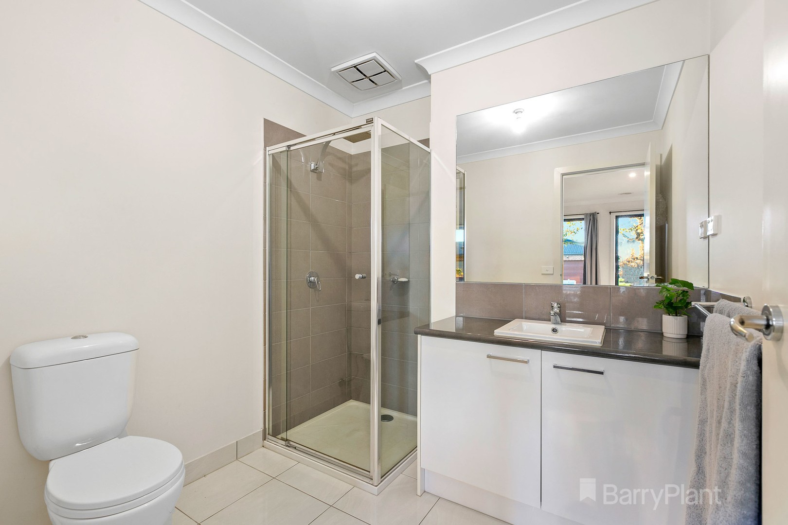 45 Willowtree DrivePakenham, VIC 3810, Pakenham - Thumbnail 8