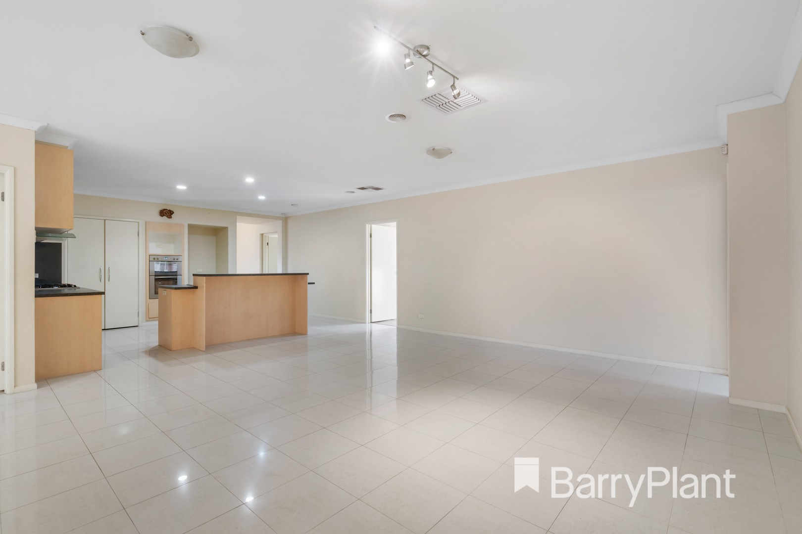 2 Nichollii CourtManor Lakes, VIC 3024, Manor Lakes - Thumbnail 8