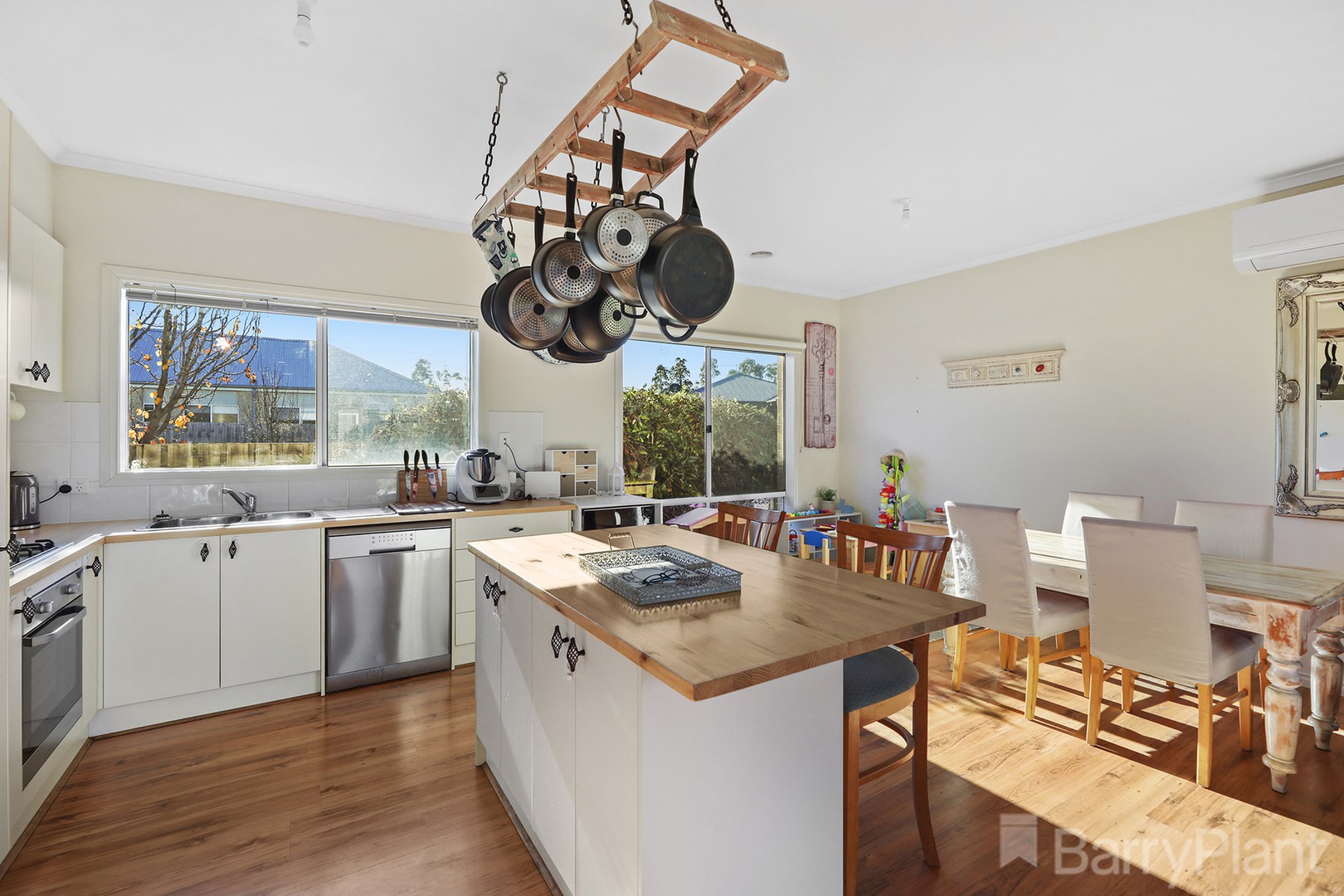 104 Cook StreetDrouin, VIC 3818, Drouin - Thumbnail 5