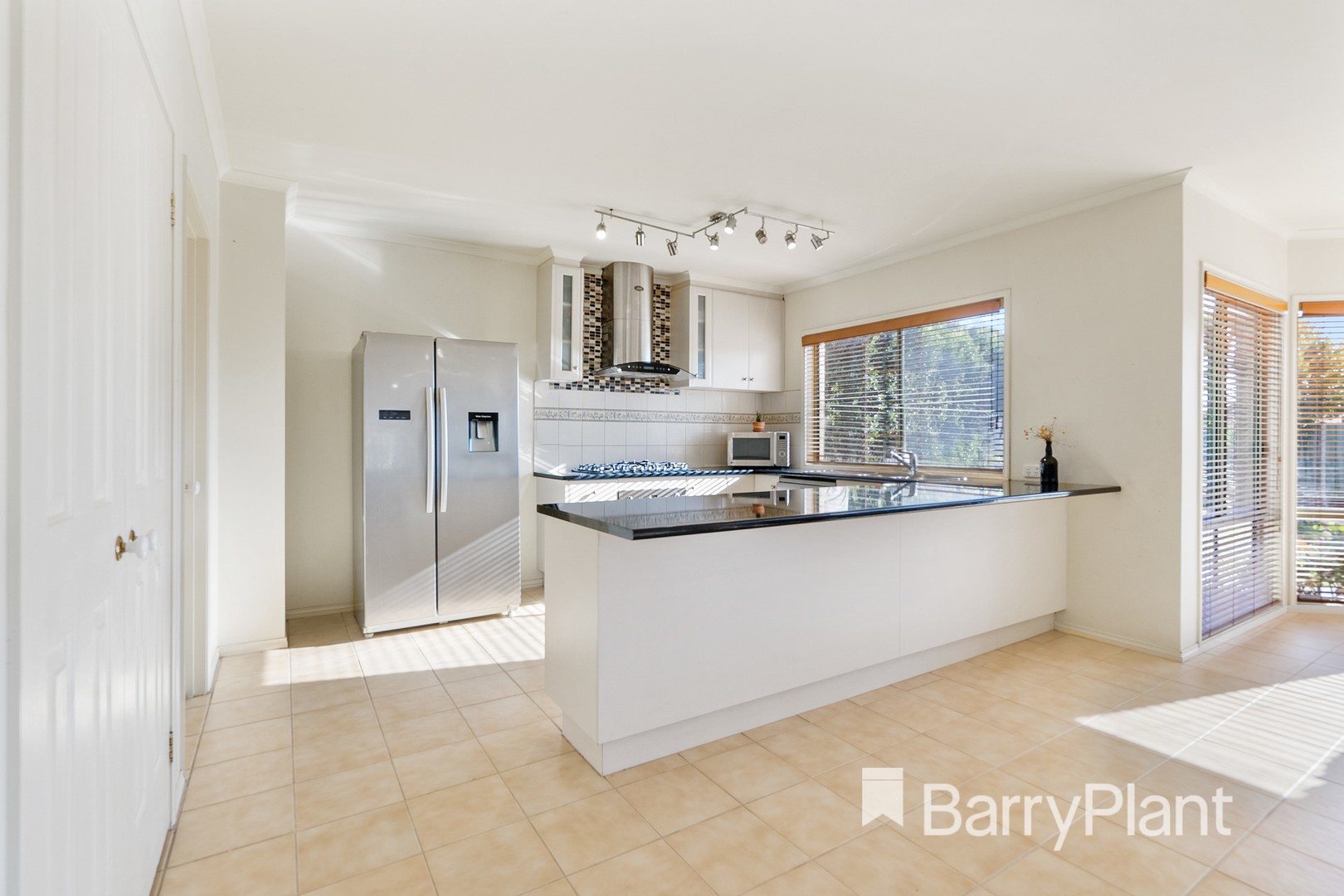 22 Riversdale DriveWerribee, VIC 3030, Werribee - Thumbnail 4