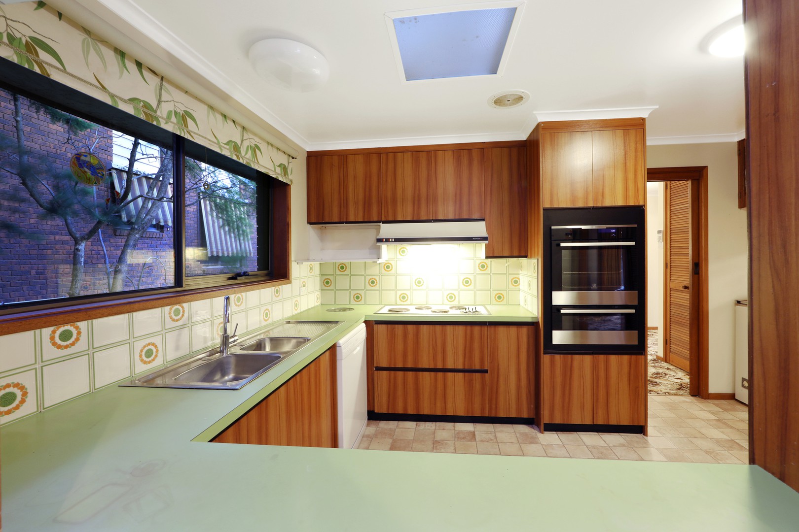 20 Churchill Park DriveLysterfield South, VIC 3156, Lysterfield South - Thumbnail 3