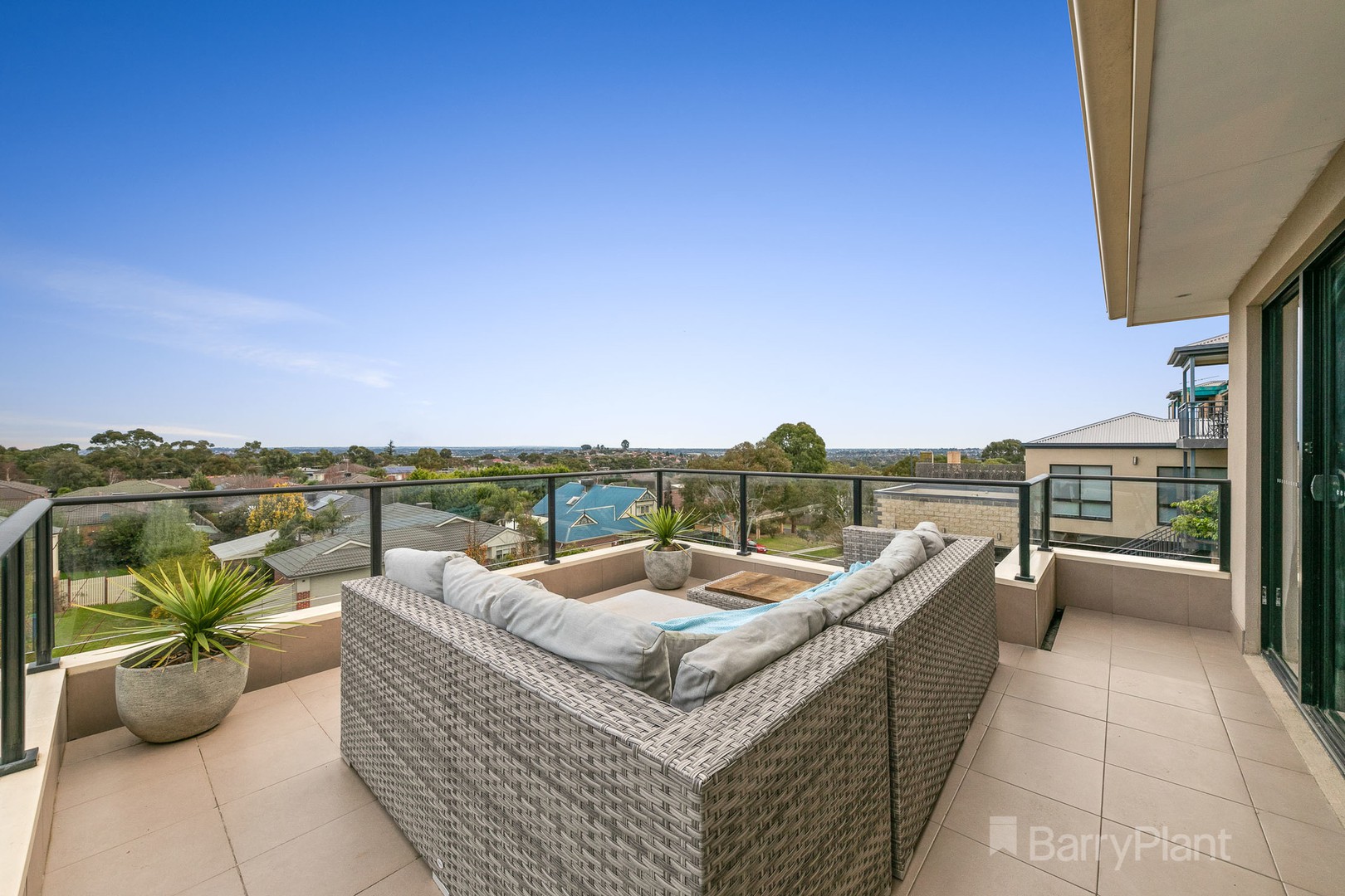 8 Brighton RetreatBerwick, VIC 3806, Berwick - Thumbnail 2