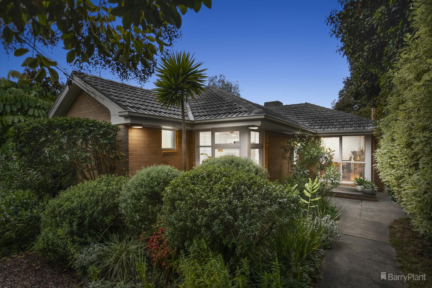 10 Rosemary Court, Viewbank, VIC 3084, Viewbank - Thumbnail 5