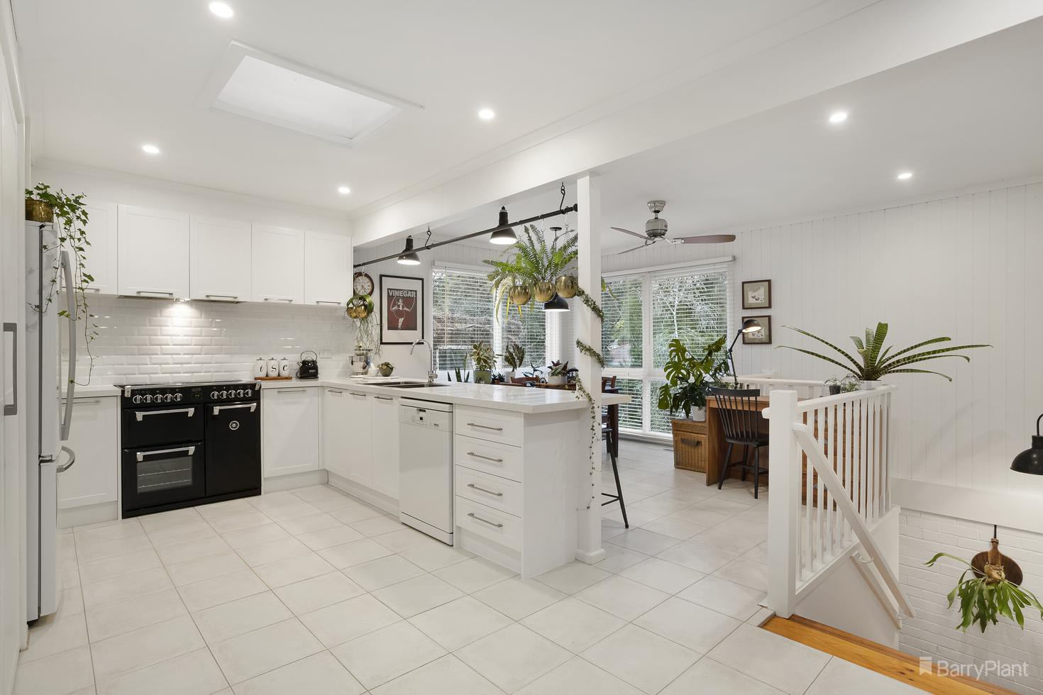 10 Rosemary Court, Viewbank, VIC 3084, Viewbank - Thumbnail 4