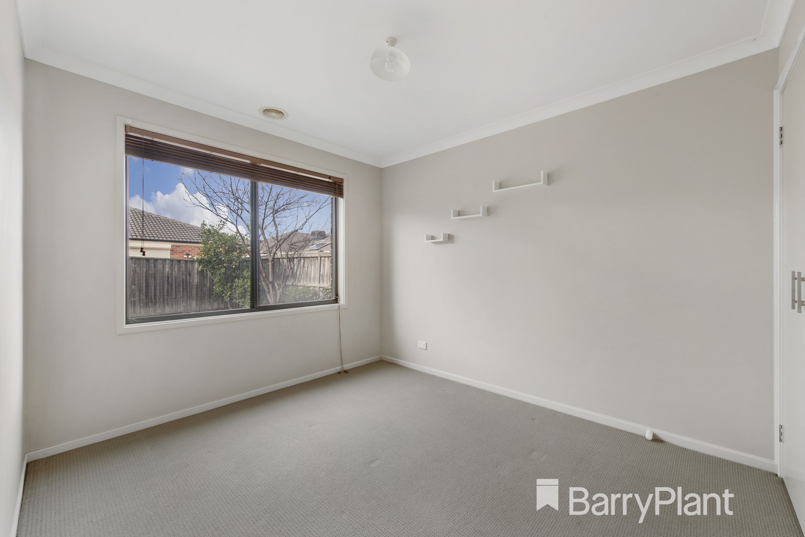 12 Dalmuir BoulevardDeer Park, VIC 3023, Deer Park - Thumbnail 7