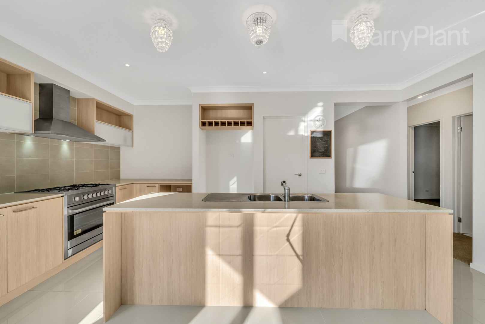 5 Highfield Drive, Mickleham, VIC 3064 - Thumbnail 2 - 25/06/2021