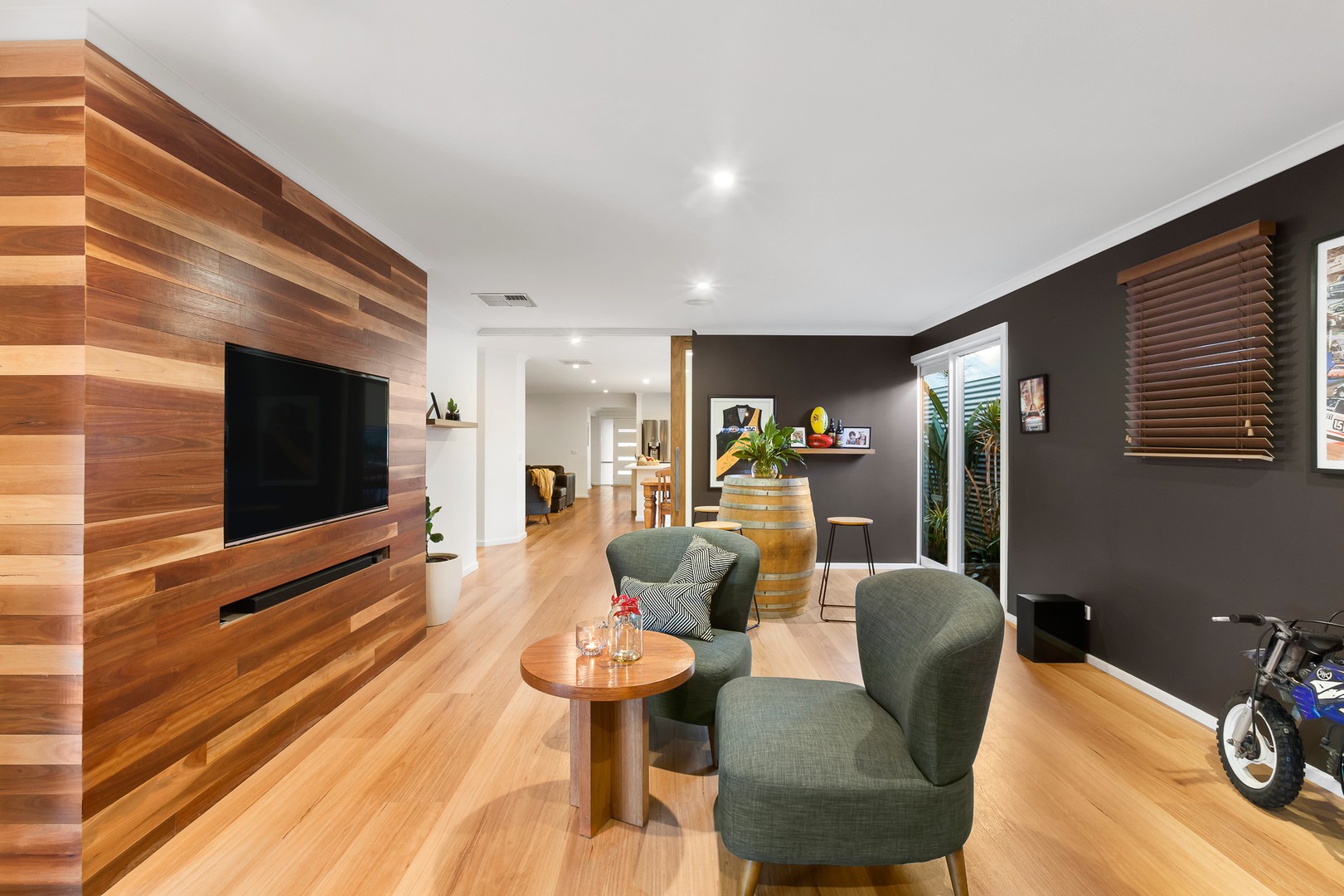 64 Warrawong  CircuitDoreen, VIC 3754, Doreen - Thumbnail 6