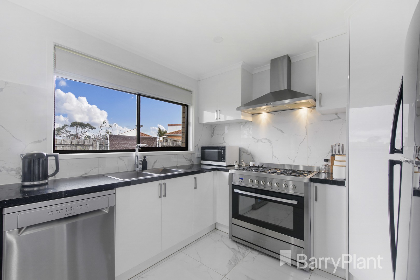 5/55-57 Barries RoadMelton, VIC 3337, Melton - Thumbnail 2