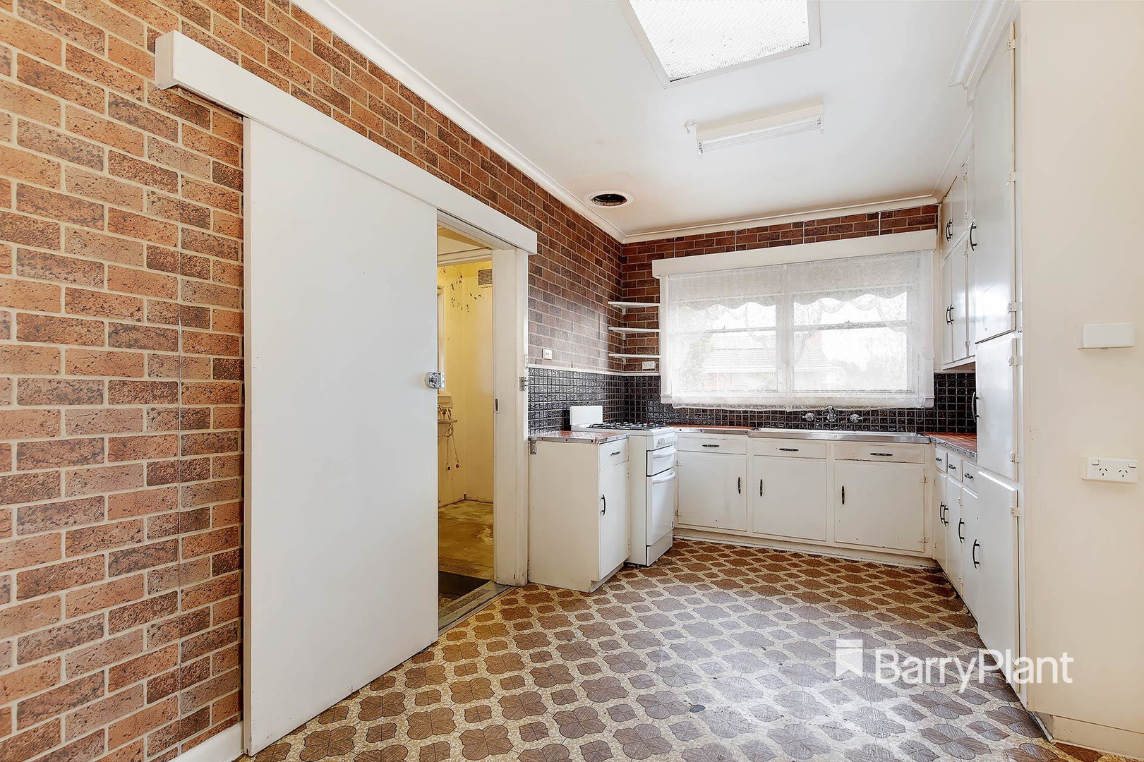 43 Waranga CrescentBroadmeadows, VIC 3047, Broadmeadows - Thumbnail 3