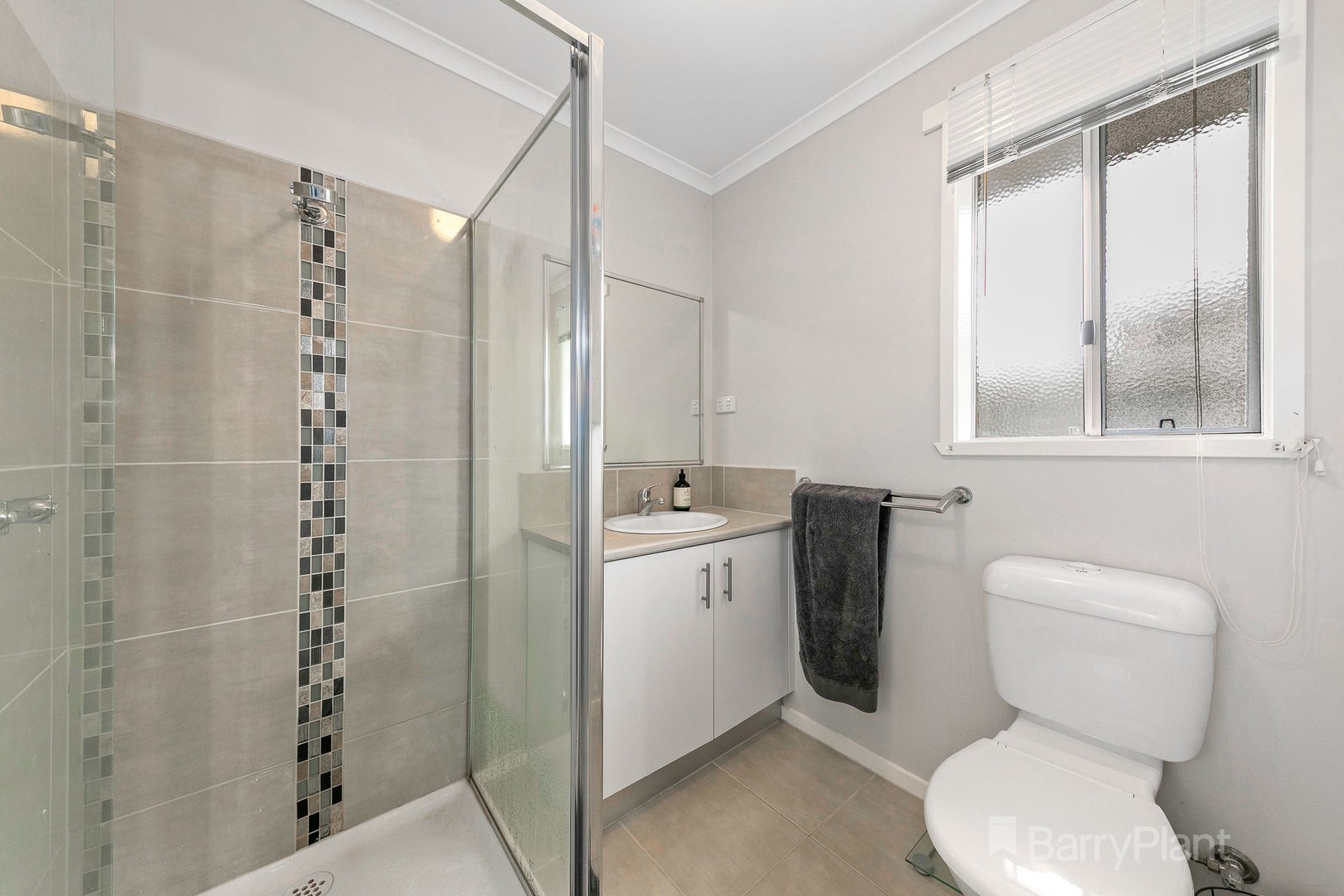 28 Goshawk DrivePakenham, VIC 3810, Pakenham - Thumbnail 7