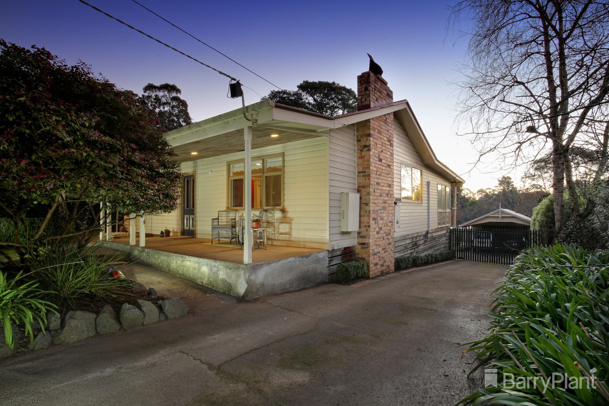 18 Ambrose StreetEmerald, VIC 3782, Emerald - Thumbnail 2