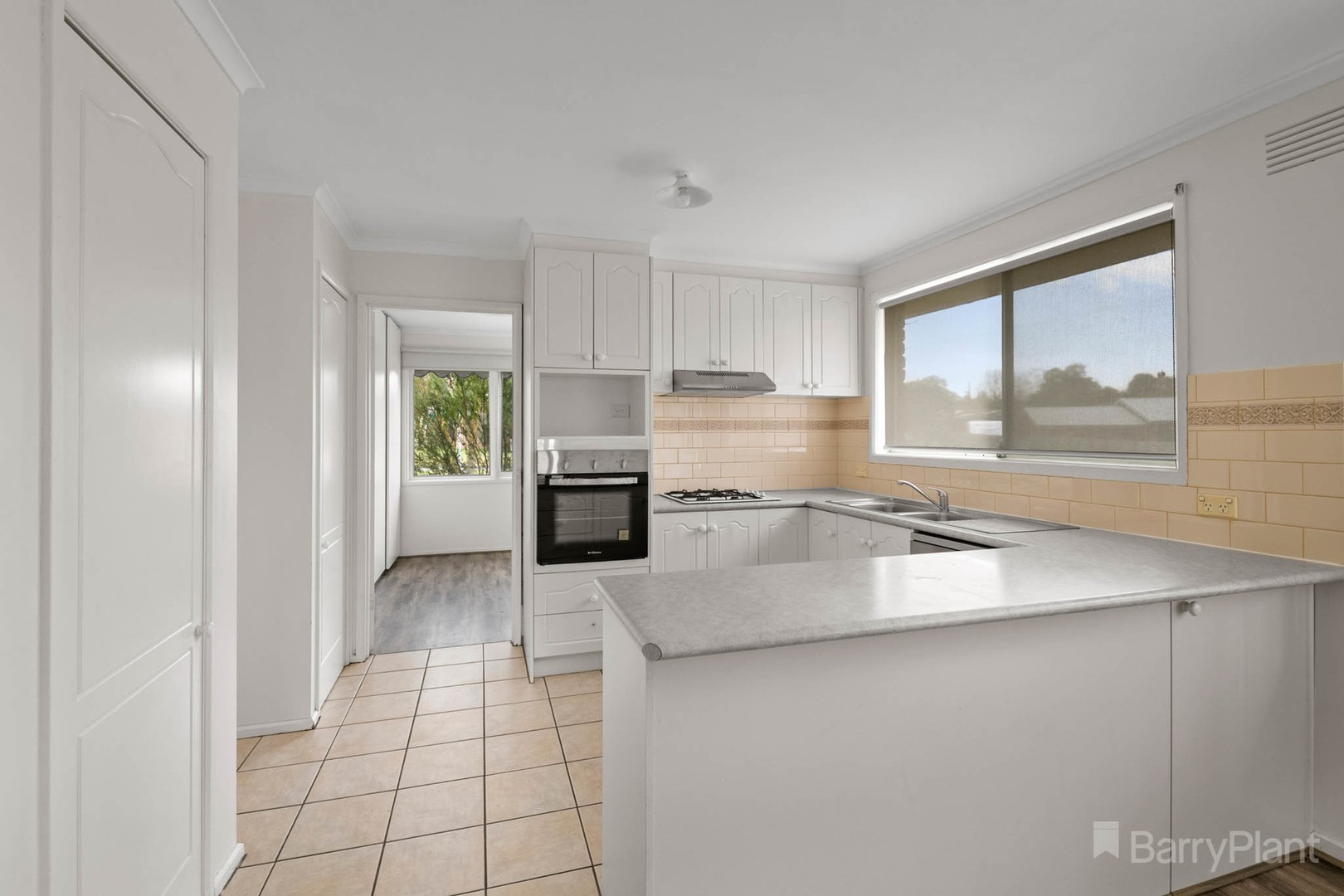 11 Coniston AvenueBerwick, VIC 3806, Berwick - Thumbnail 4