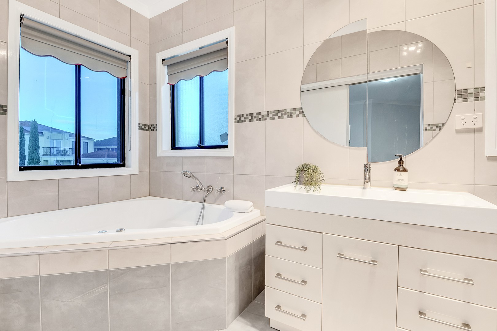 37 Tiffany CrescentRoxburgh Park, VIC 3064, Roxburgh Park - Thumbnail 6