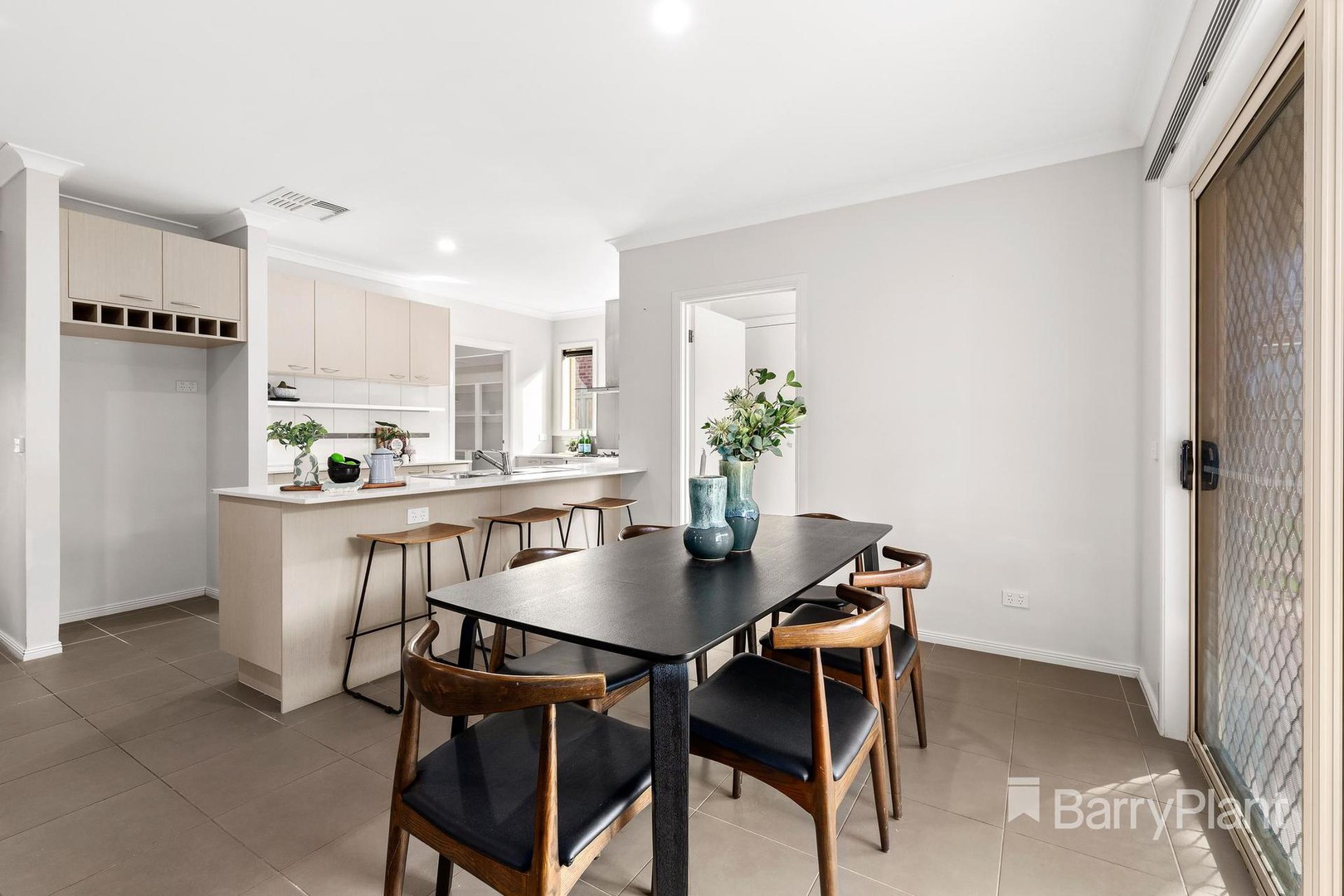 8 Jellis AvenueSouth Morang, VIC 3752, South Morang - Thumbnail 4