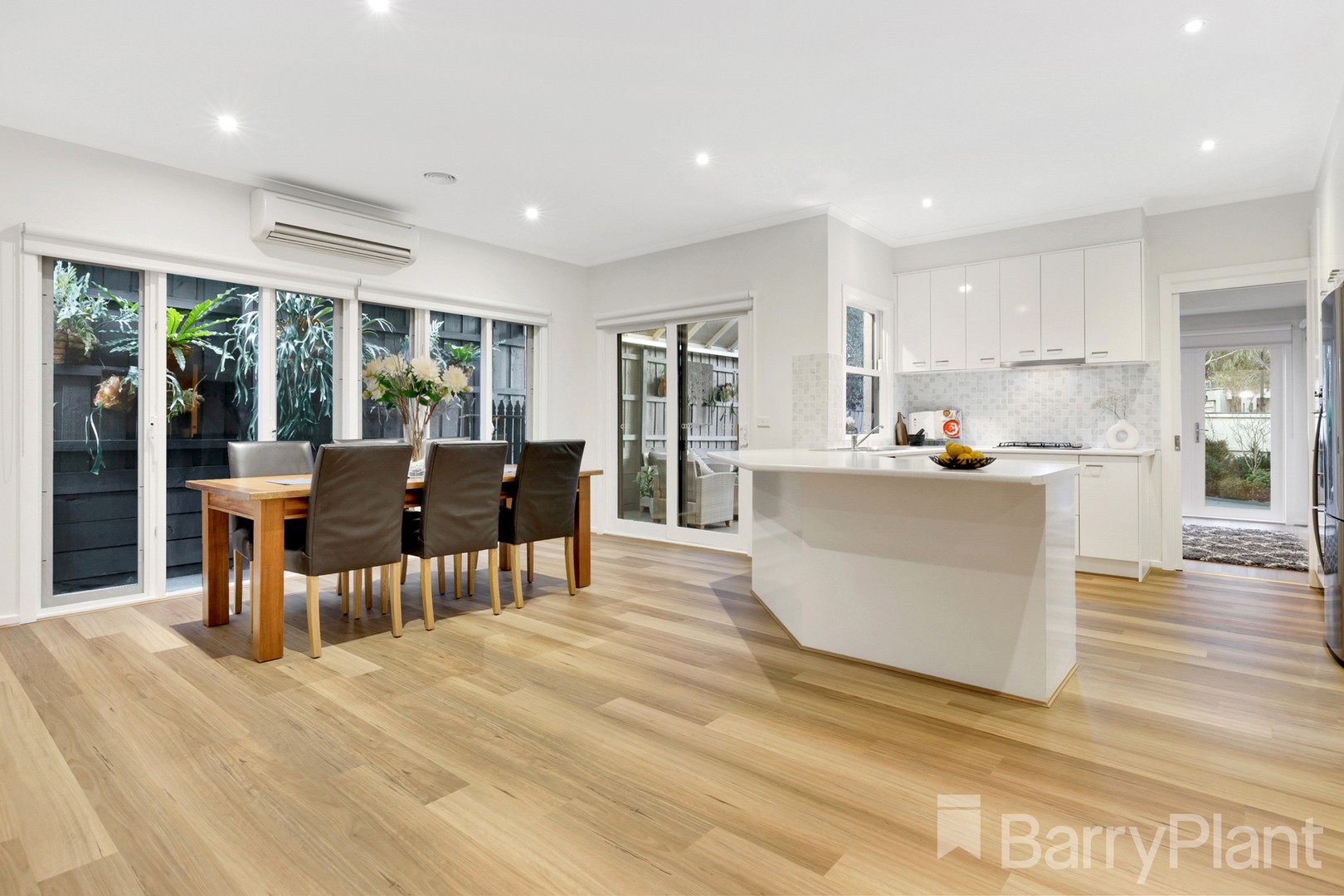 27 Grange BoulevardBundoora, VIC 3083, Bundoora - Thumbnail 4