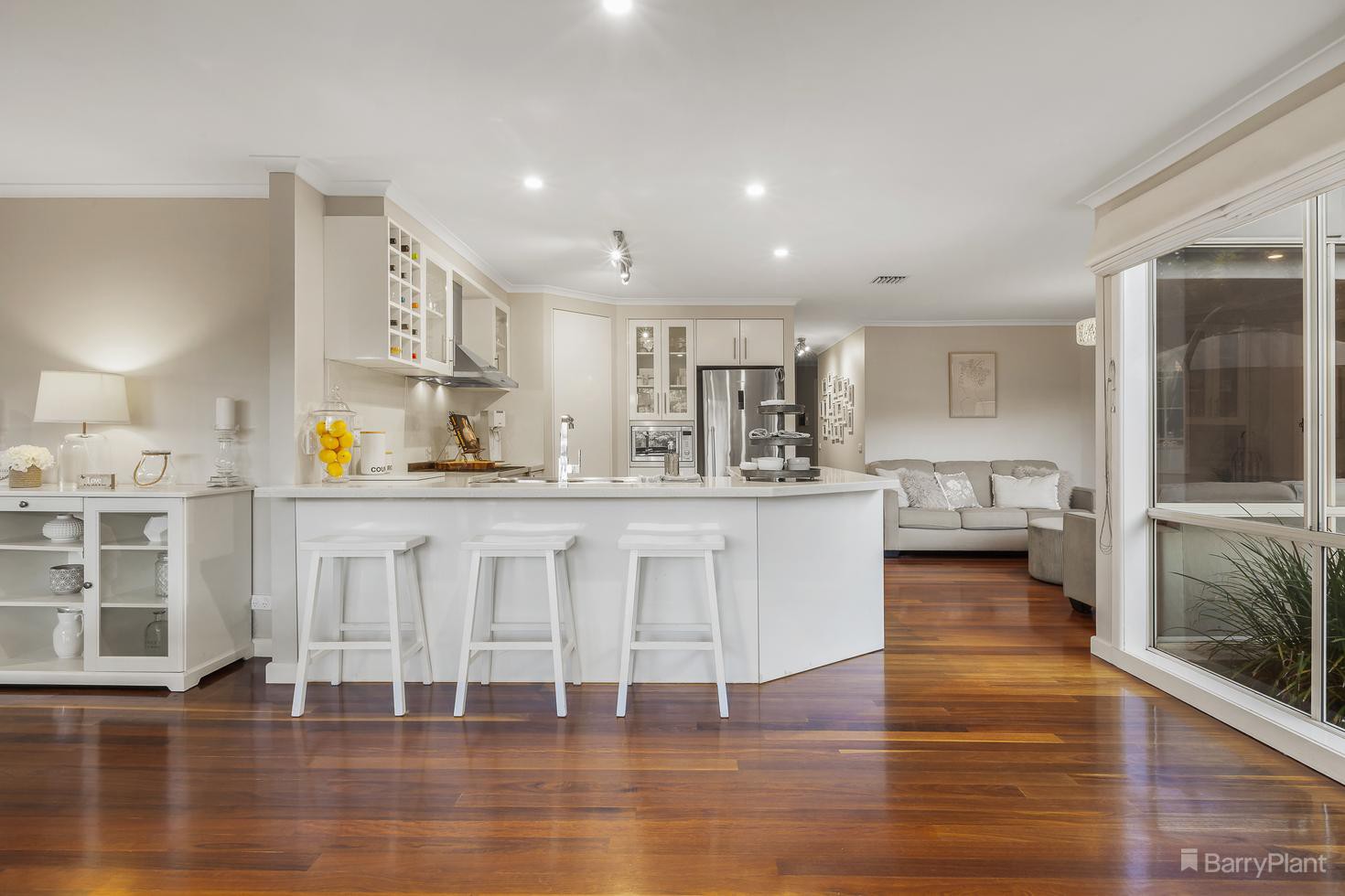 12 Victoria Close, Eltham, VIC 3095, Eltham - Thumbnail 3