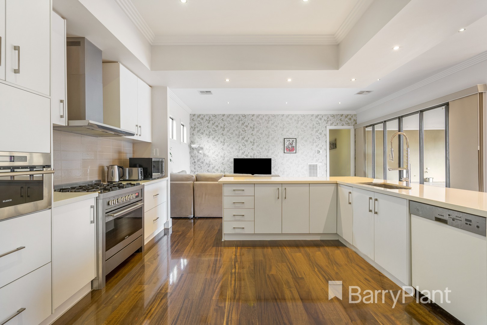 43 Hindmarsh DriveManor Lakes, VIC 3024, Manor Lakes - Thumbnail 4