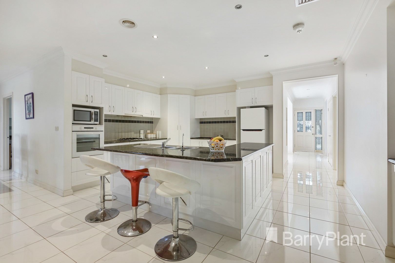 22 Mundi CrescentManor Lakes, VIC 3024, Manor Lakes - Thumbnail 3