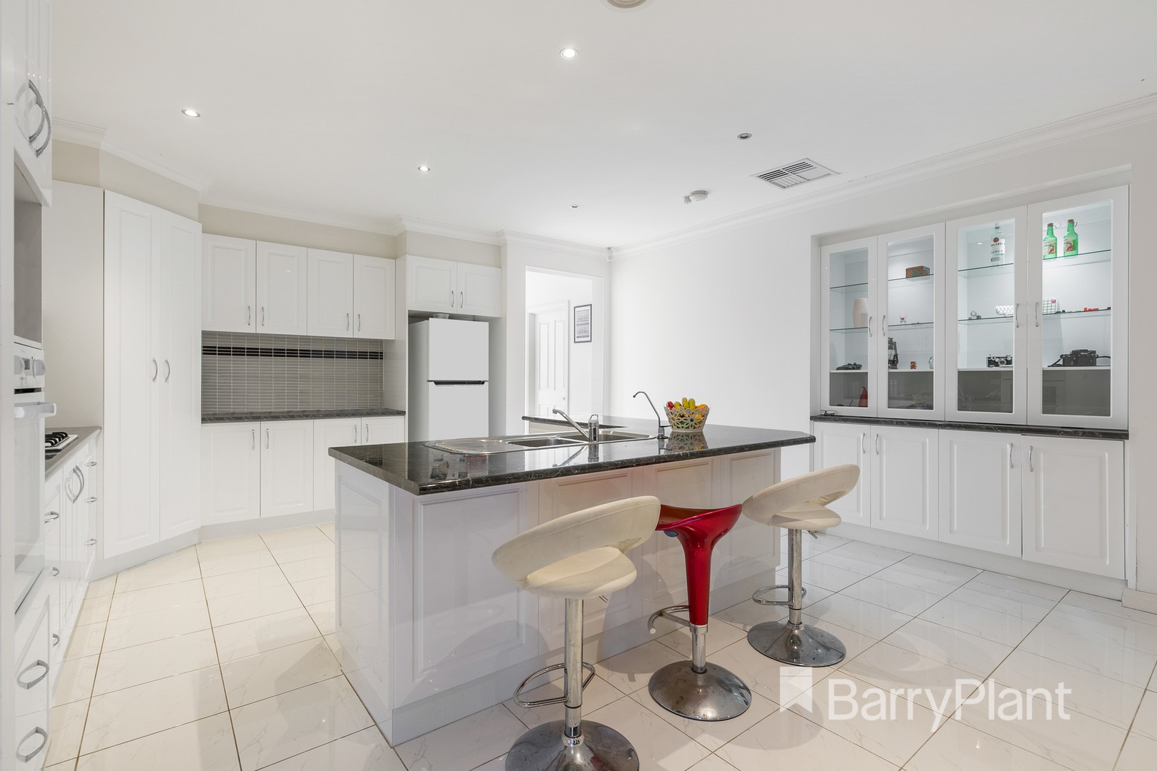 22 Mundi CrescentManor Lakes, VIC 3024, Manor Lakes - Thumbnail 4