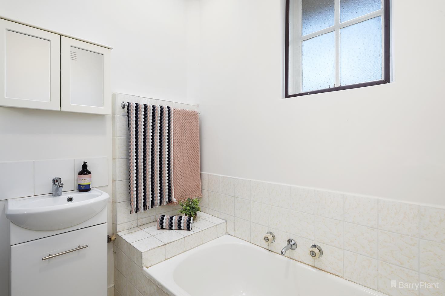 3/1-3 Glen Ebor Avenue, Blackburn, VIC 3130, Blackburn - Thumbnail 8