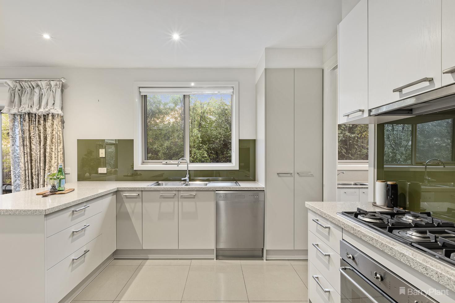 5/42 Bundoran Parade, Mont Albert North, VIC 3129, Mont Albert North - Thumbnail 3