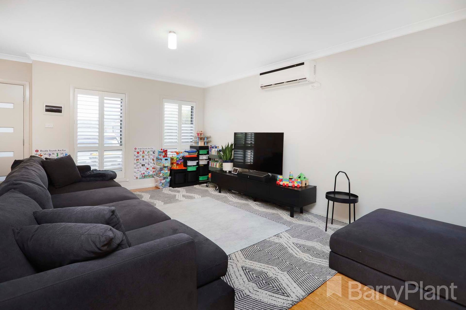 8A Sturt StreetSunshine, VIC 3020, Sunshine - Thumbnail 2