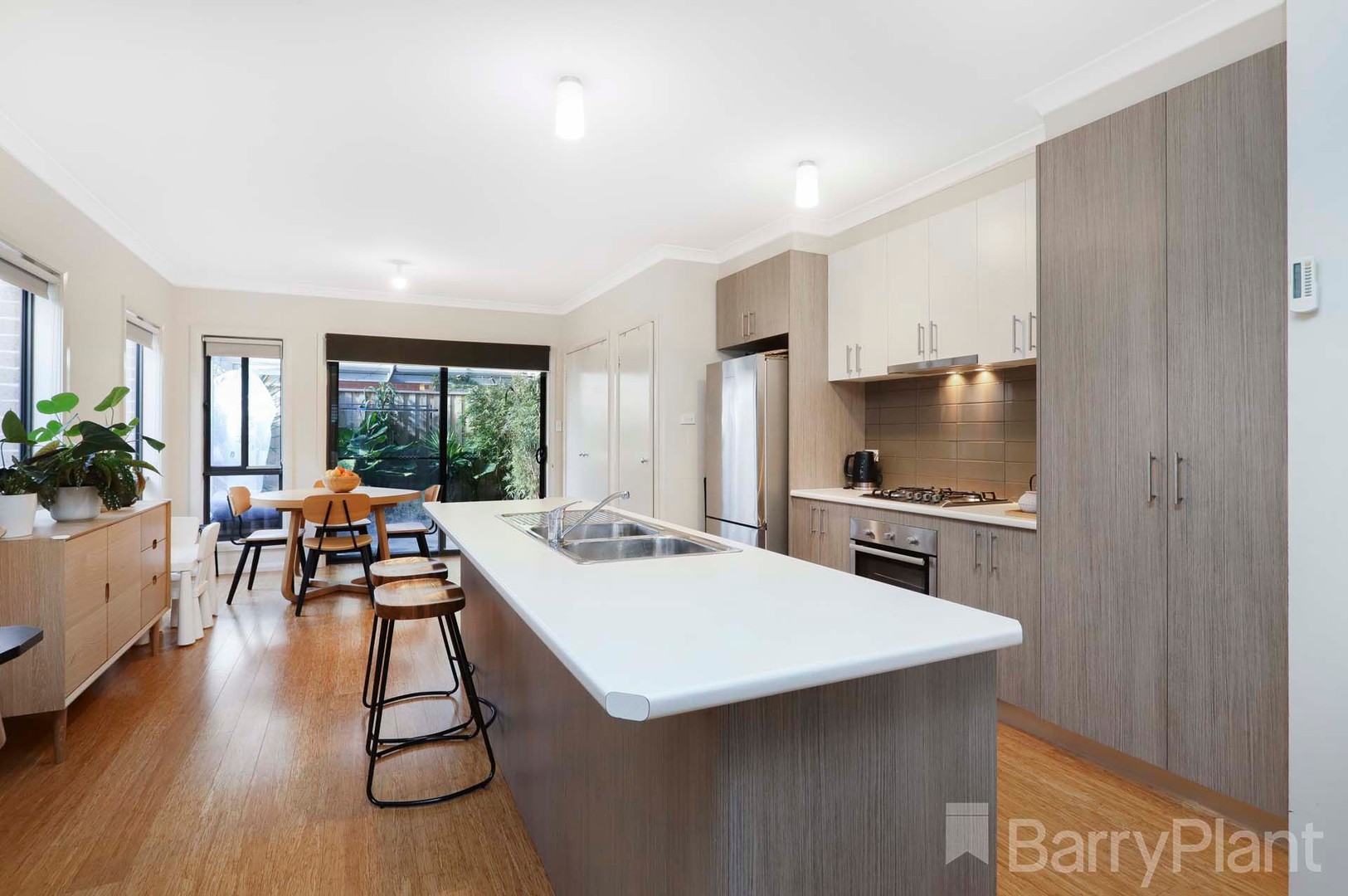 8A Sturt StreetSunshine, VIC 3020, Sunshine - Thumbnail 3