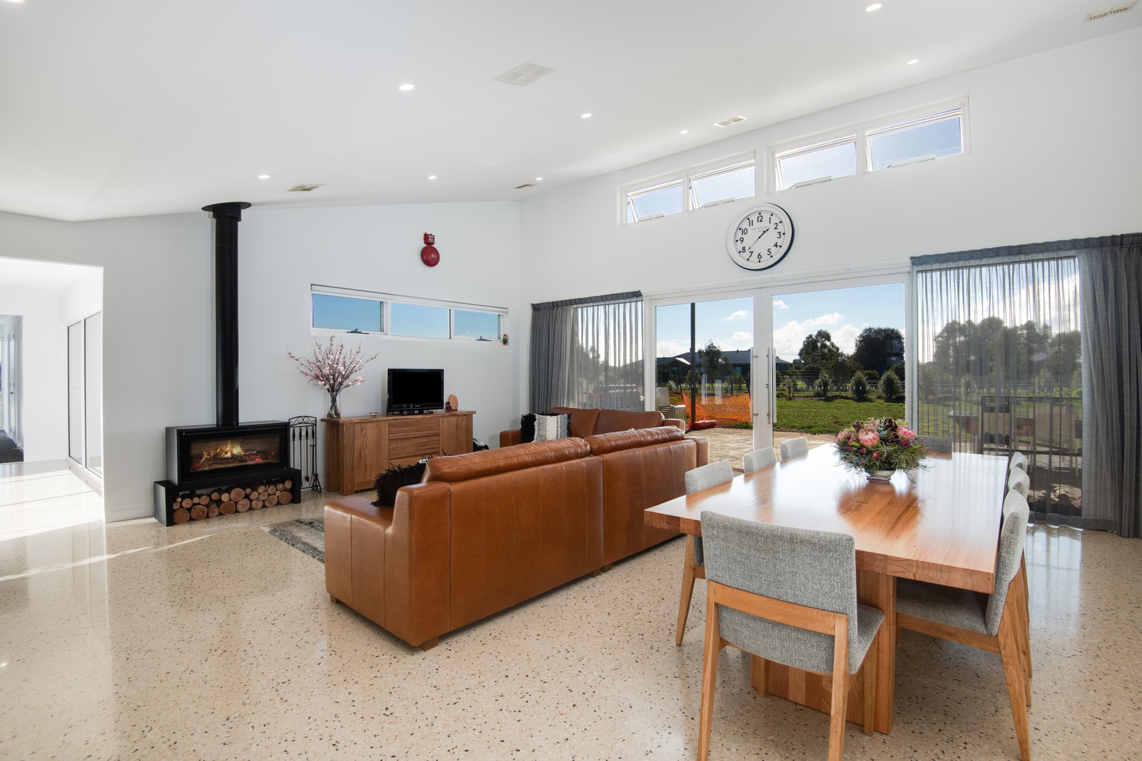 18 Falkirk CrescentInverleigh, VIC 3321, Inverleigh - Thumbnail 4