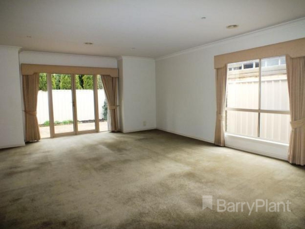 3/242 Victoria Street, Ballarat East, VIC 3350 - Thumbnail 2 - 02/07/2021
