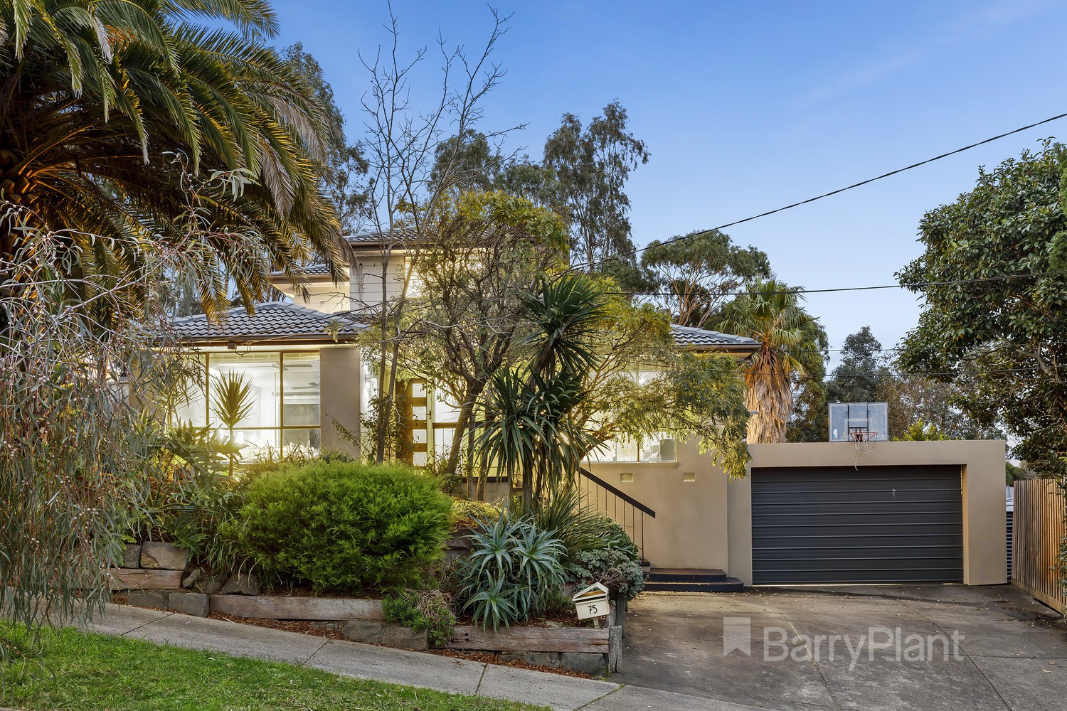 75 Pinehills DriveGreensborough, VIC 3088, Greensborough - Thumbnail 6