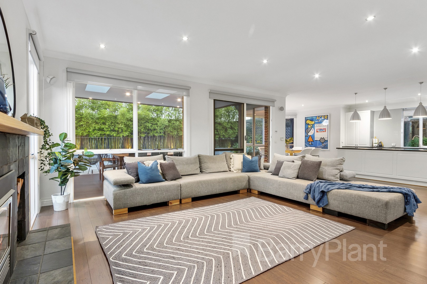 4 Whiting CourtWantirna South, VIC 3152, Wantirna South - Thumbnail 2