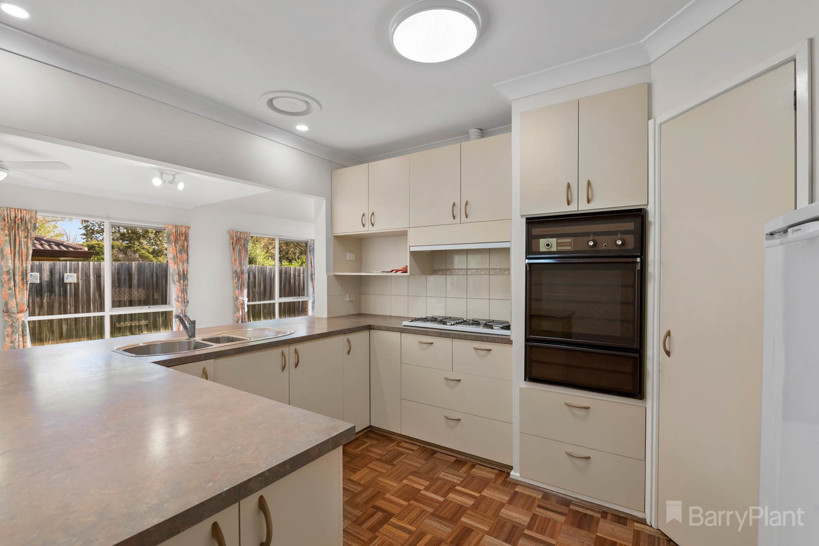 14 Bemersyde DriveBerwick, VIC 3806, Berwick - Thumbnail 3