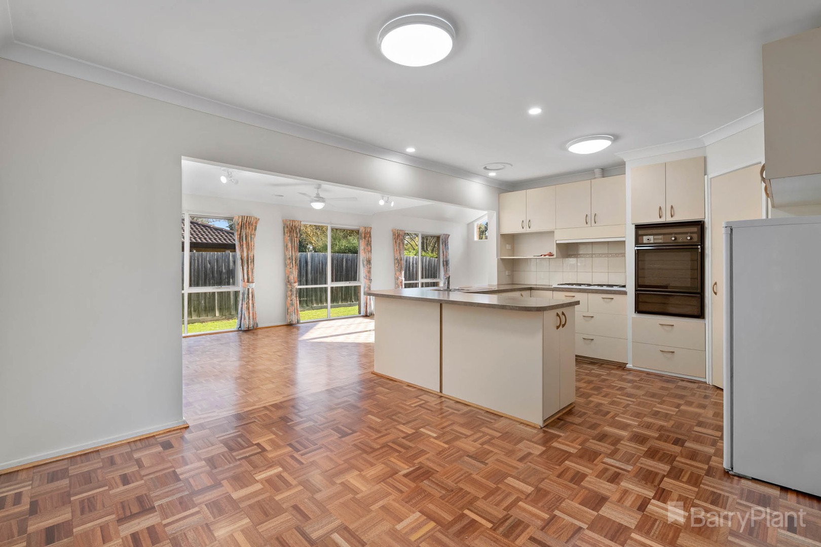 14 Bemersyde DriveBerwick, VIC 3806, Berwick - Thumbnail 4
