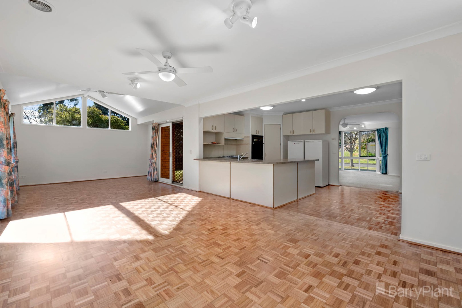 14 Bemersyde DriveBerwick, VIC 3806, Berwick - Thumbnail 5