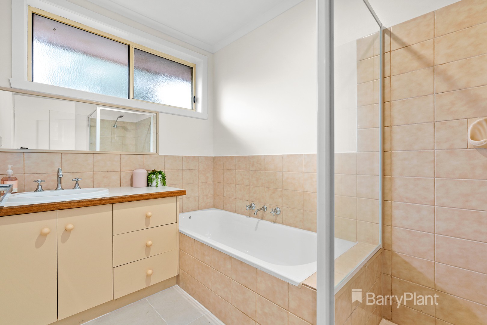 2/8 Ironbark RoadDiamond Creek, VIC 3089, Diamond Creek - Thumbnail 8