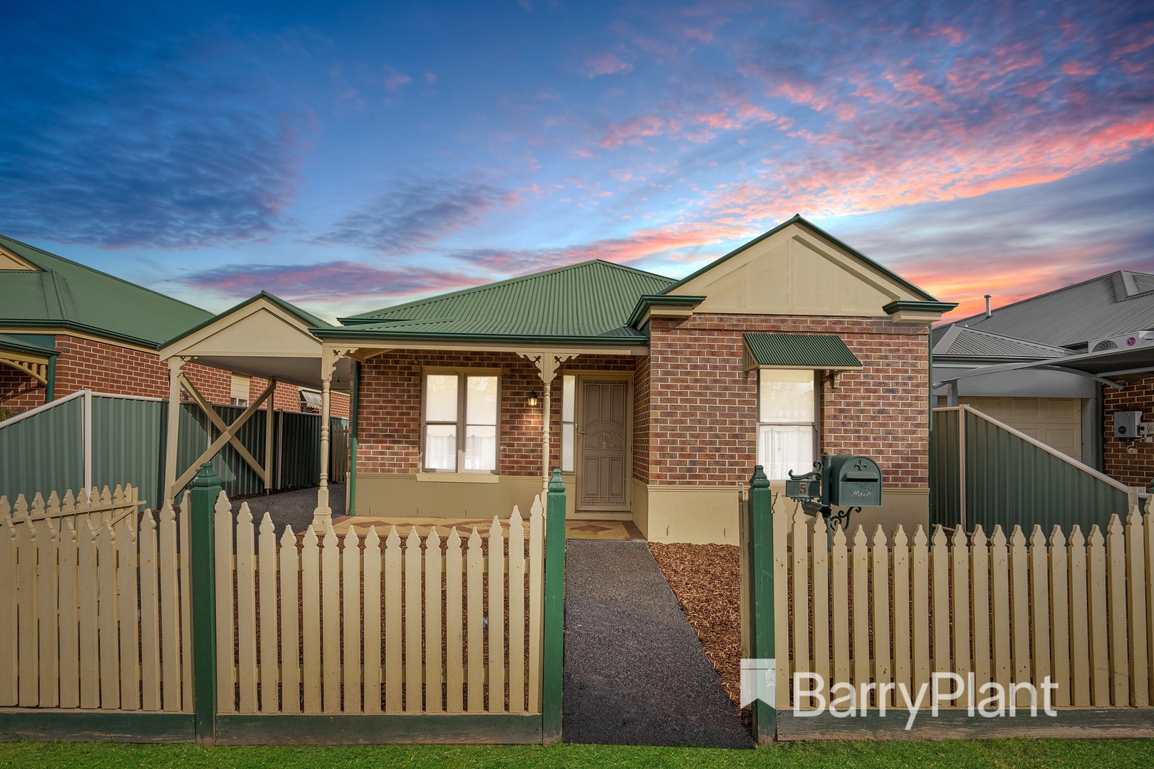 5 Wiltshire PlaceWyndham Vale, VIC 3024, Wyndham Vale - Thumbnail 2
